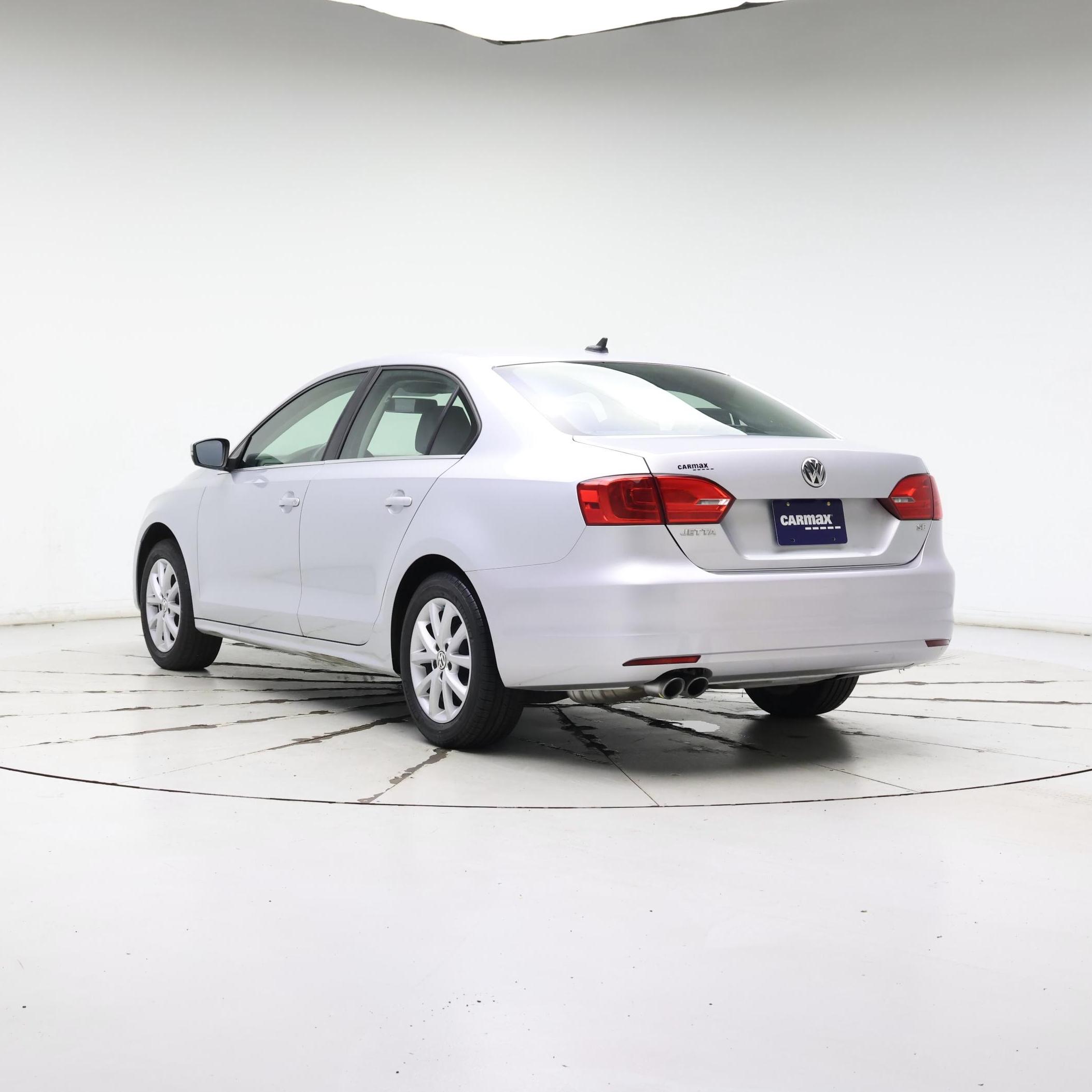 Thumbnail: 2014 Volkswagen Jetta - 2