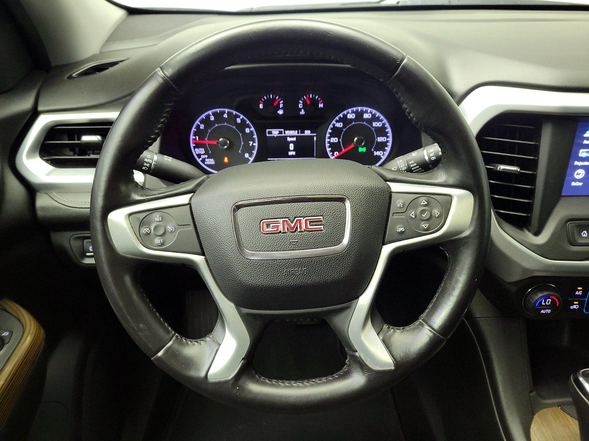 Thumbnail: 2017 GMC Acadia - 10