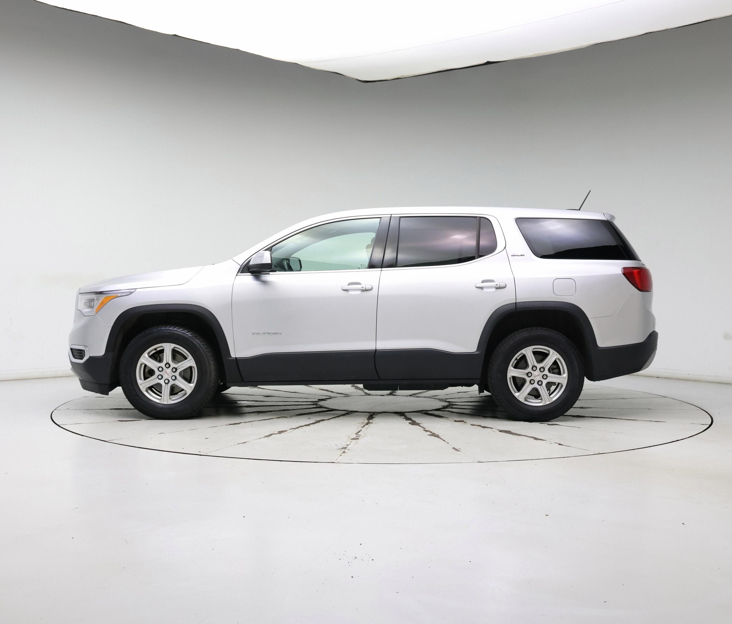 Thumbnail: 2017 GMC Acadia - 3