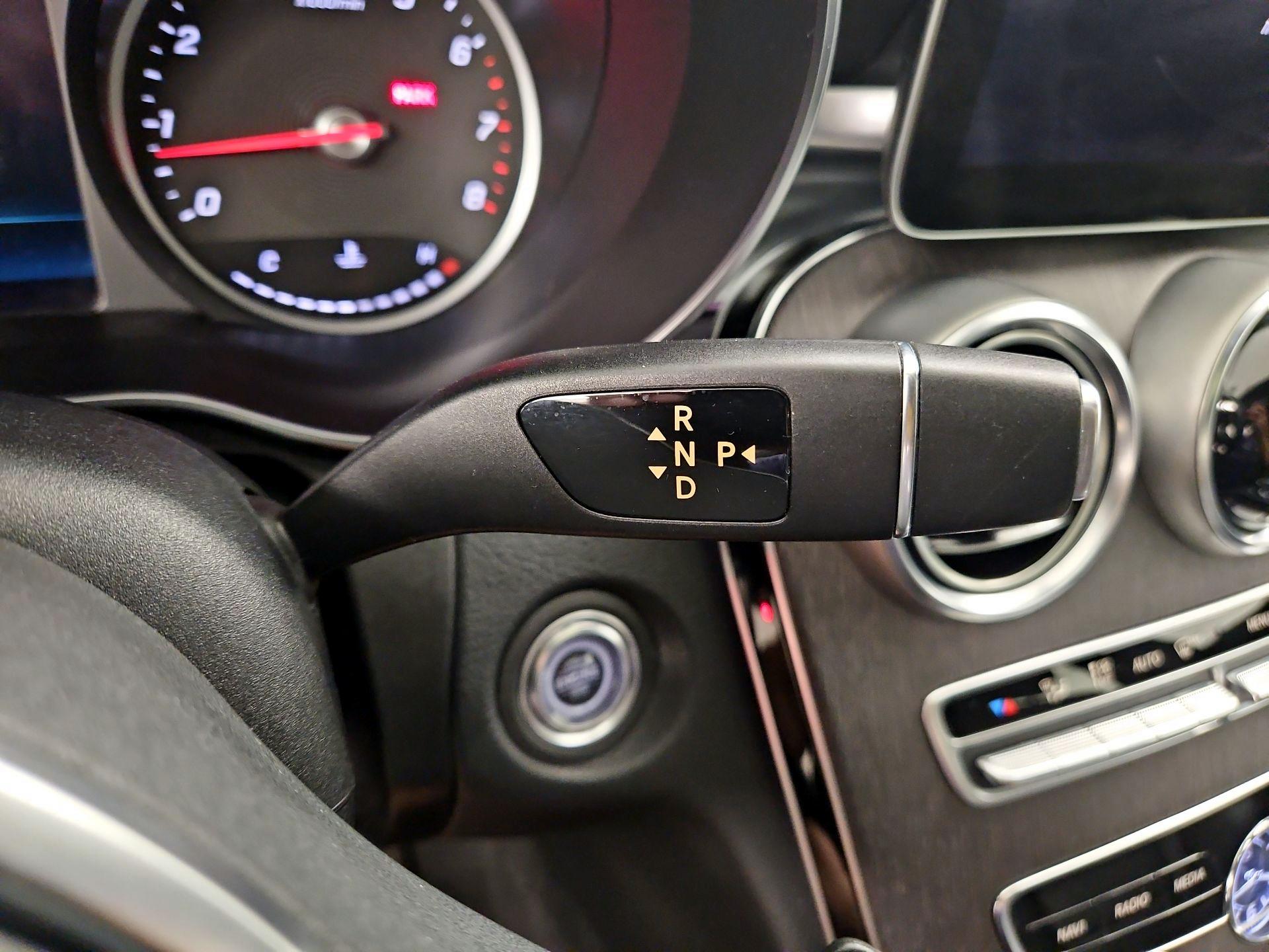 Thumbnail: 2020 Mercedes-Benz C-Class - 17
