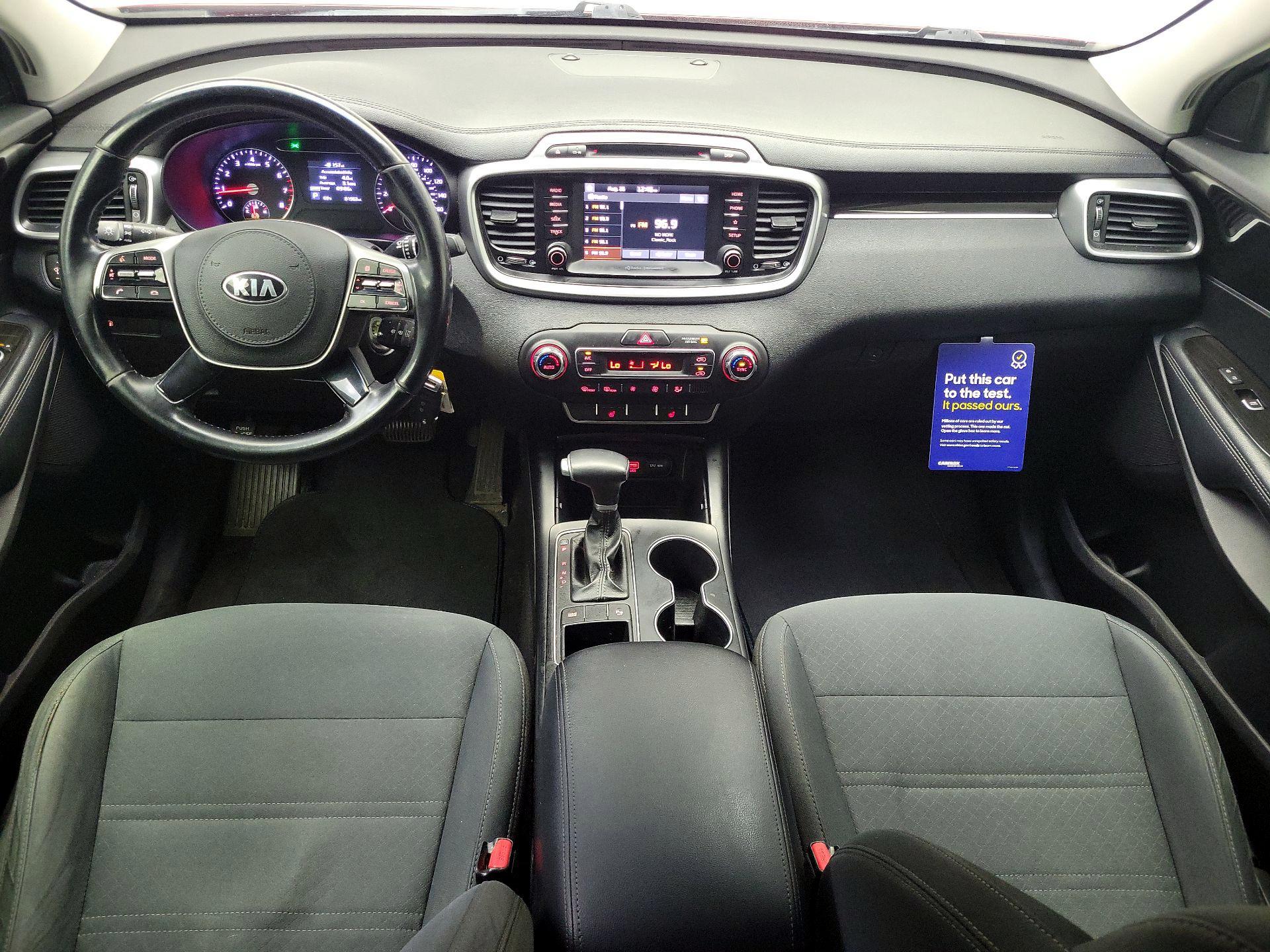 Thumbnail: 2019 Kia Sorento - 9