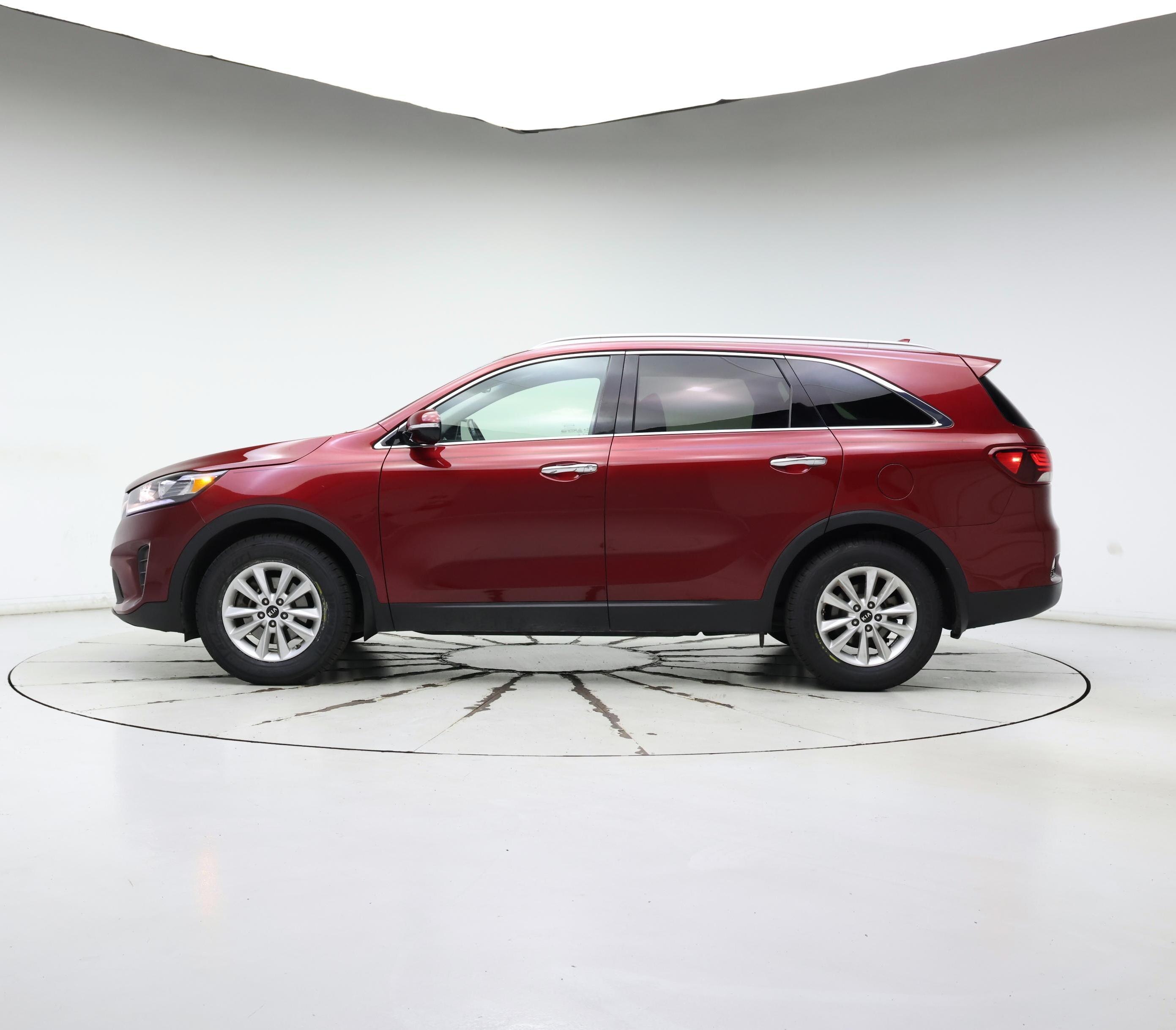 Thumbnail: 2019 Kia Sorento - 3