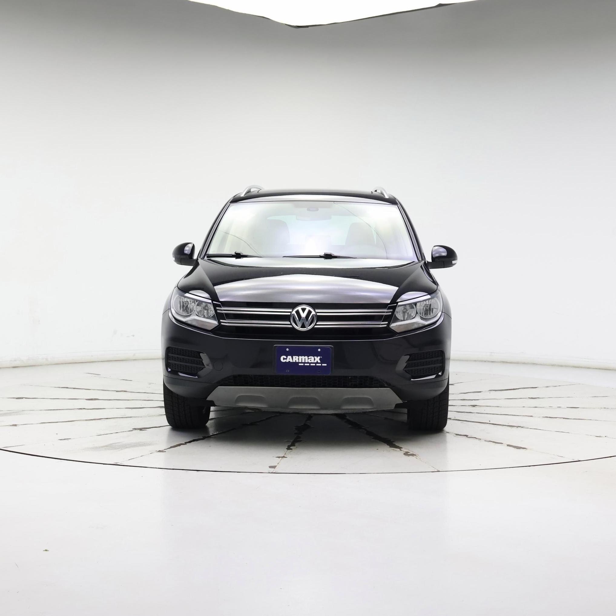 Thumbnail: 2017 Volkswagen Tiguan - 5