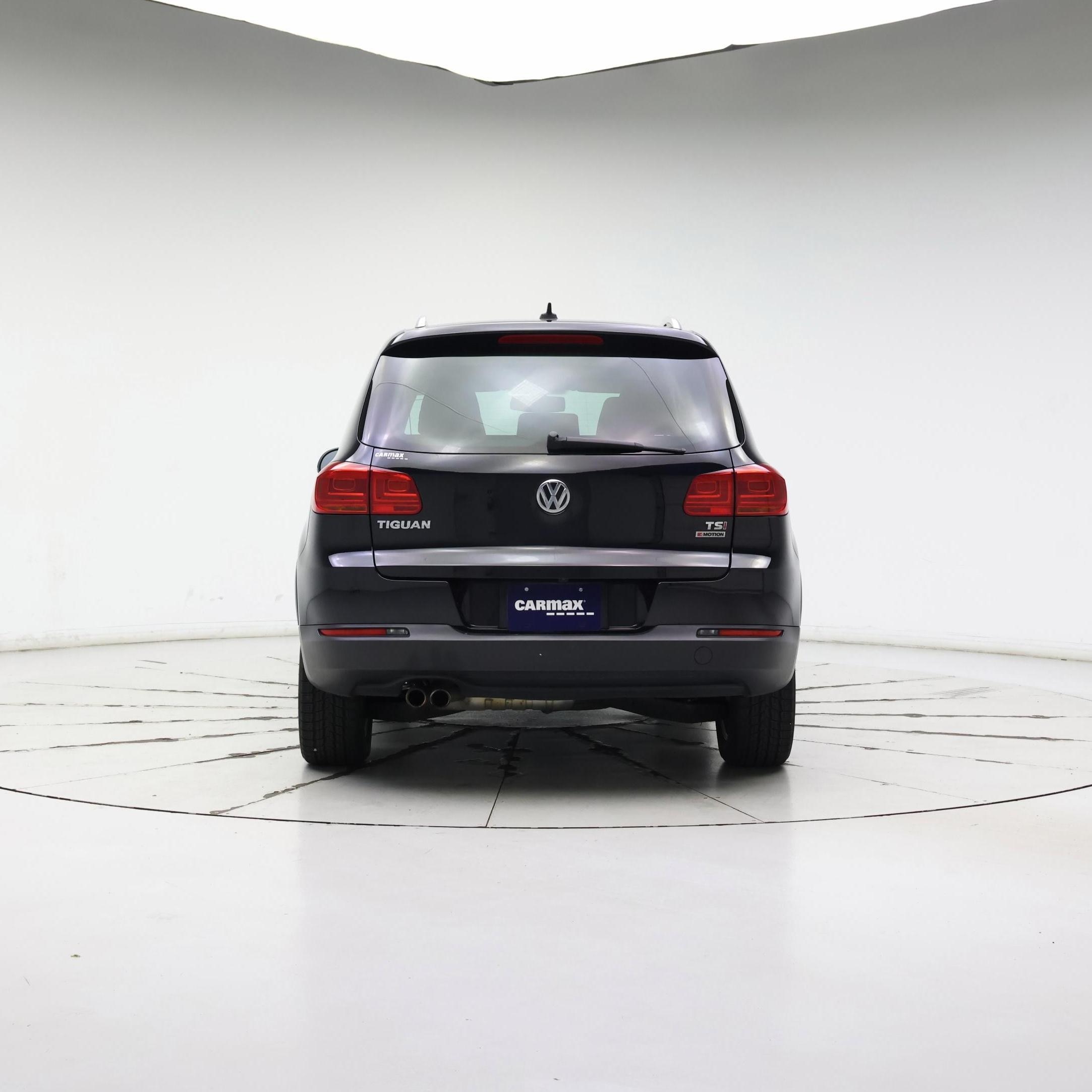 Thumbnail: 2017 Volkswagen Tiguan - 6