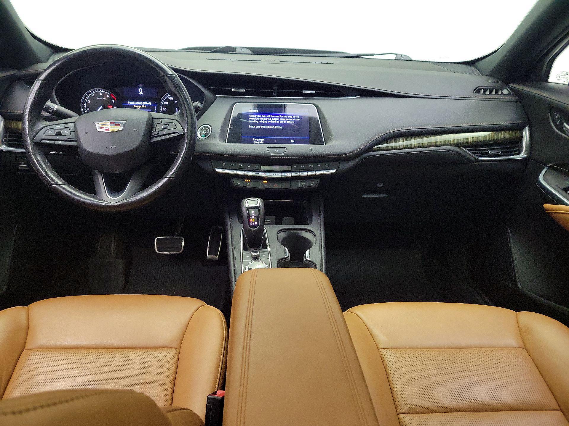 Thumbnail: 2019 Cadillac XT4 - 9