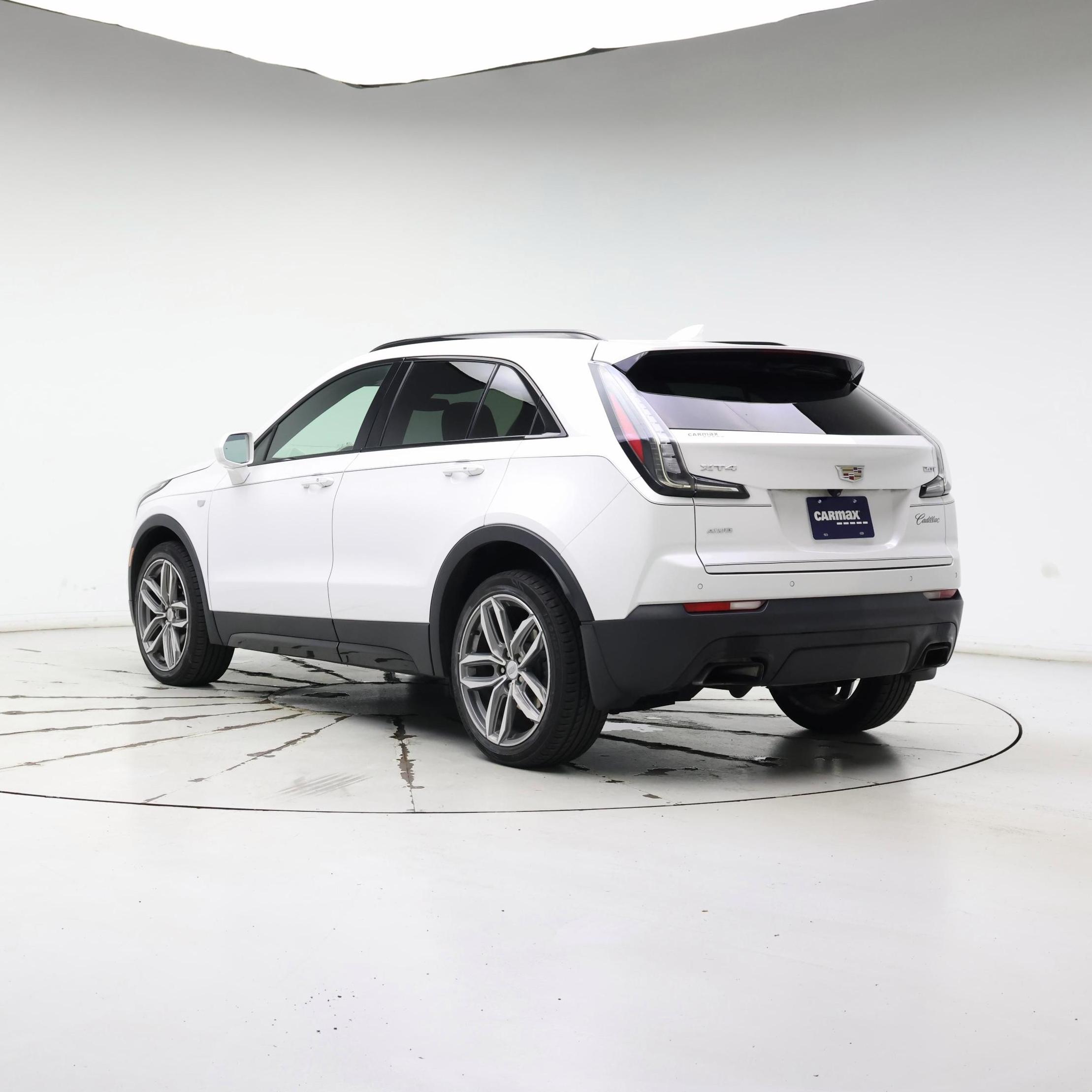 Thumbnail: 2019 Cadillac XT4 - 2