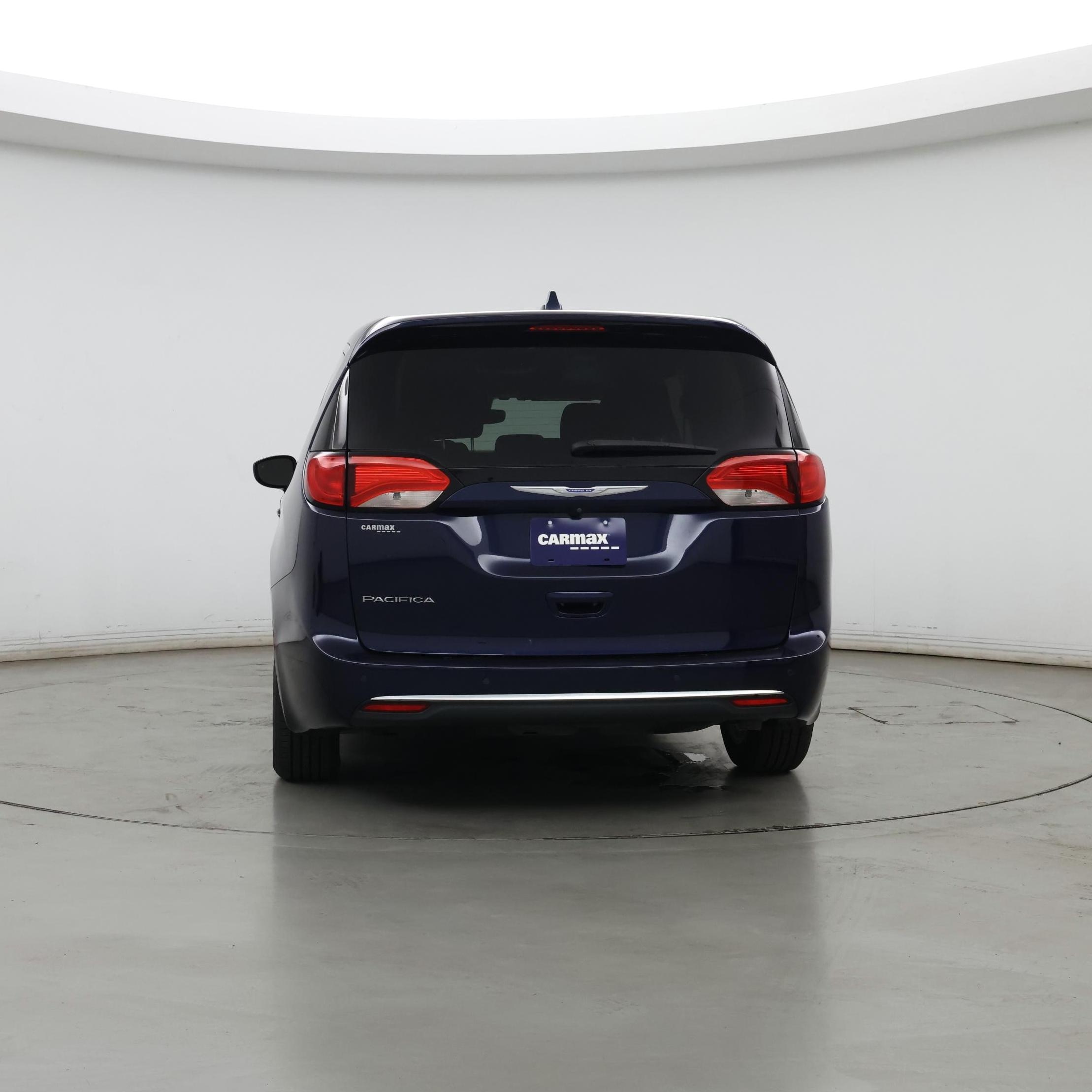 Thumbnail: 2018 Chrysler Pacifica - 6