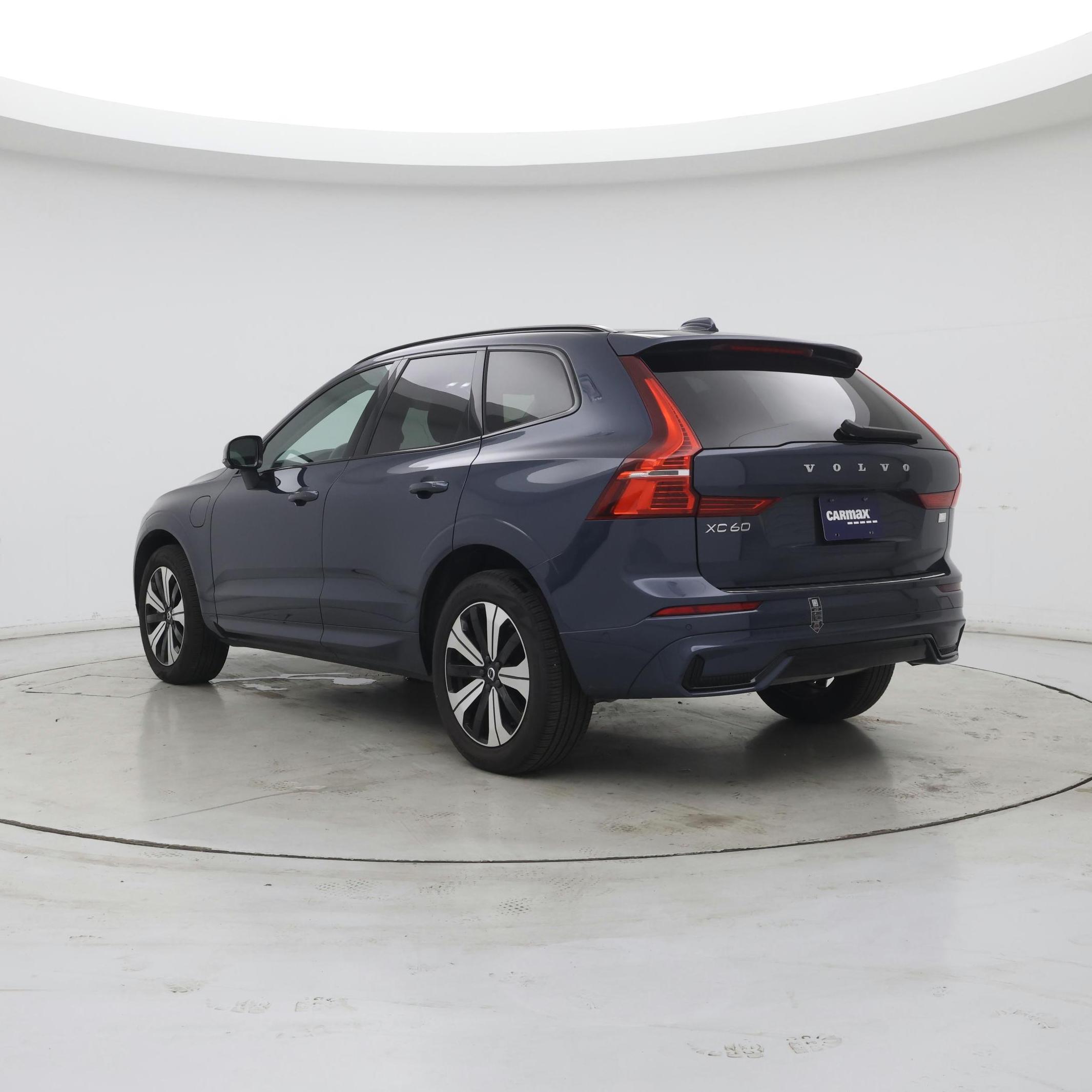 Thumbnail: 2023 Volvo XC60 - 2