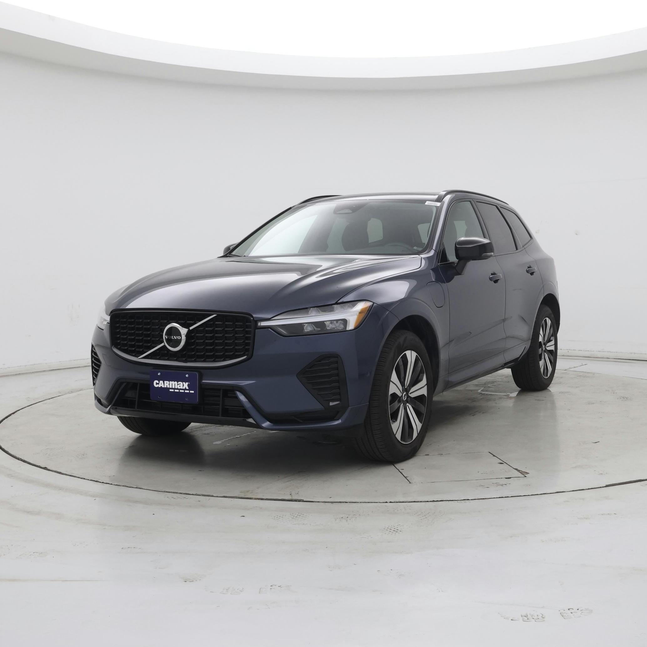 Thumbnail: 2023 Volvo XC60 - 4