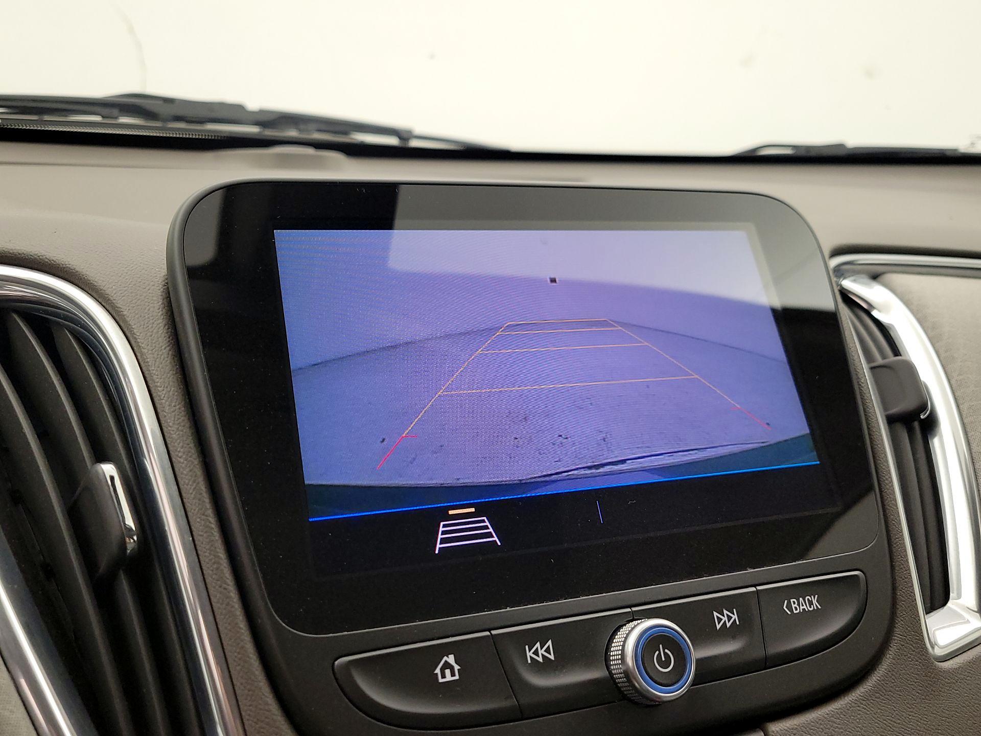 Thumbnail: 2019 Chevrolet Malibu - 14