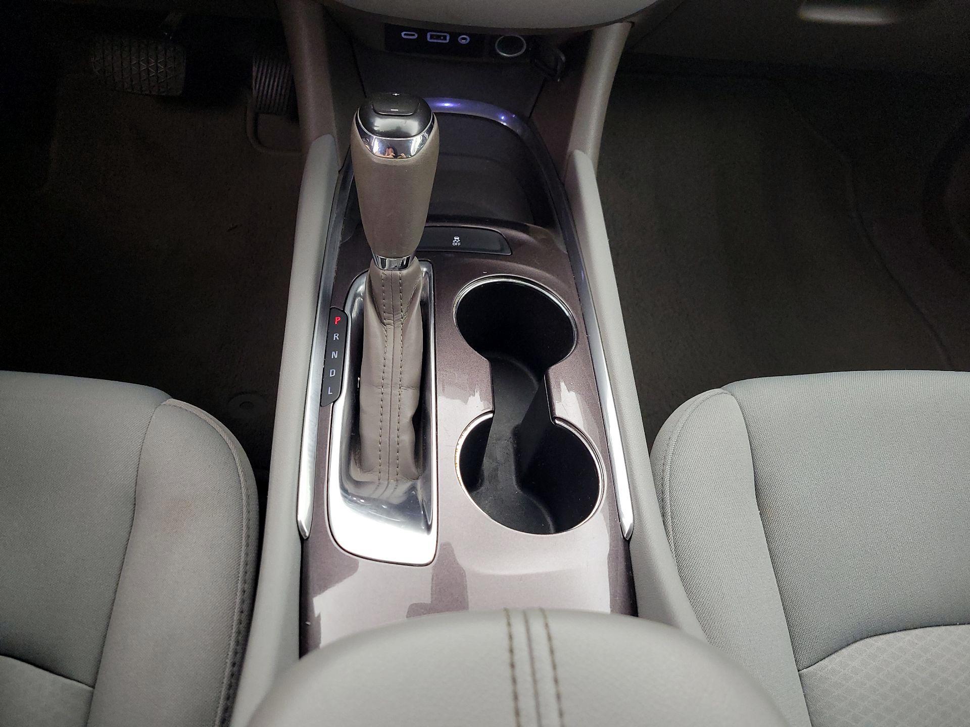 Thumbnail: 2019 Chevrolet Malibu - 17