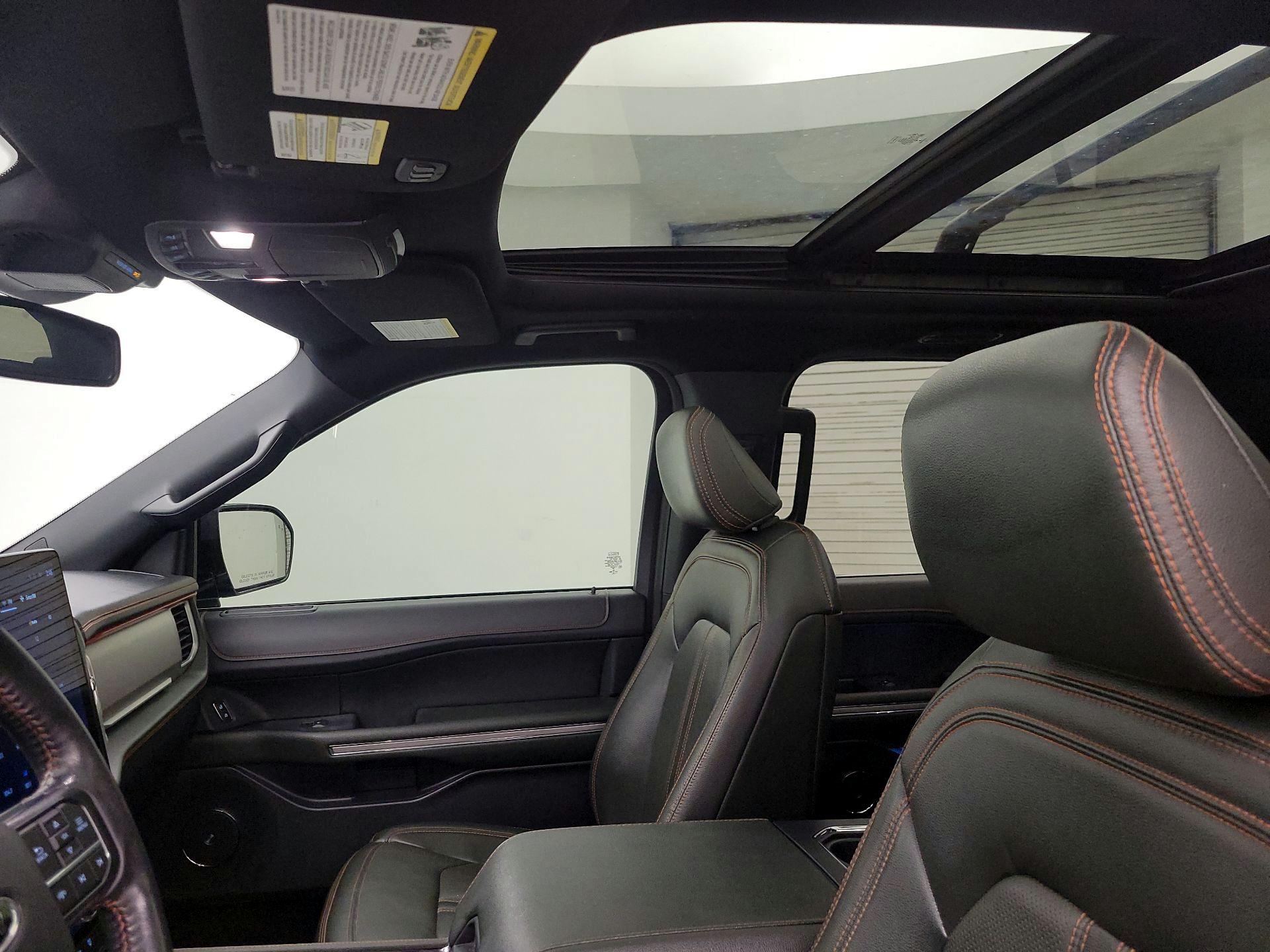 Thumbnail: 2022 Ford Expedition - 18