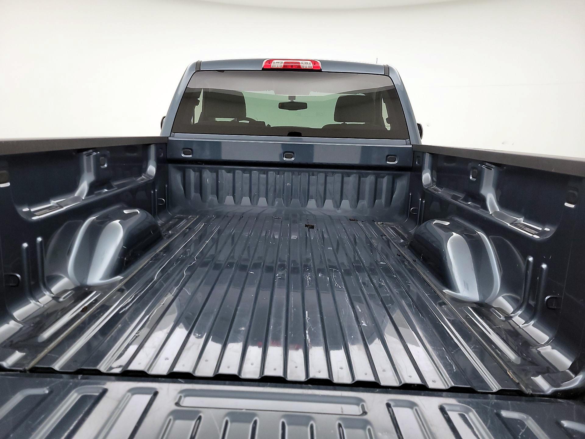 Thumbnail: 2014 Chevrolet Silverado 1500 - 17