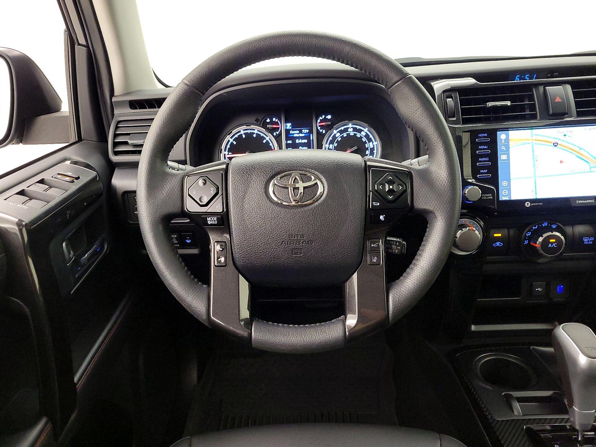 Thumbnail: 2022 Toyota 4Runner - 10