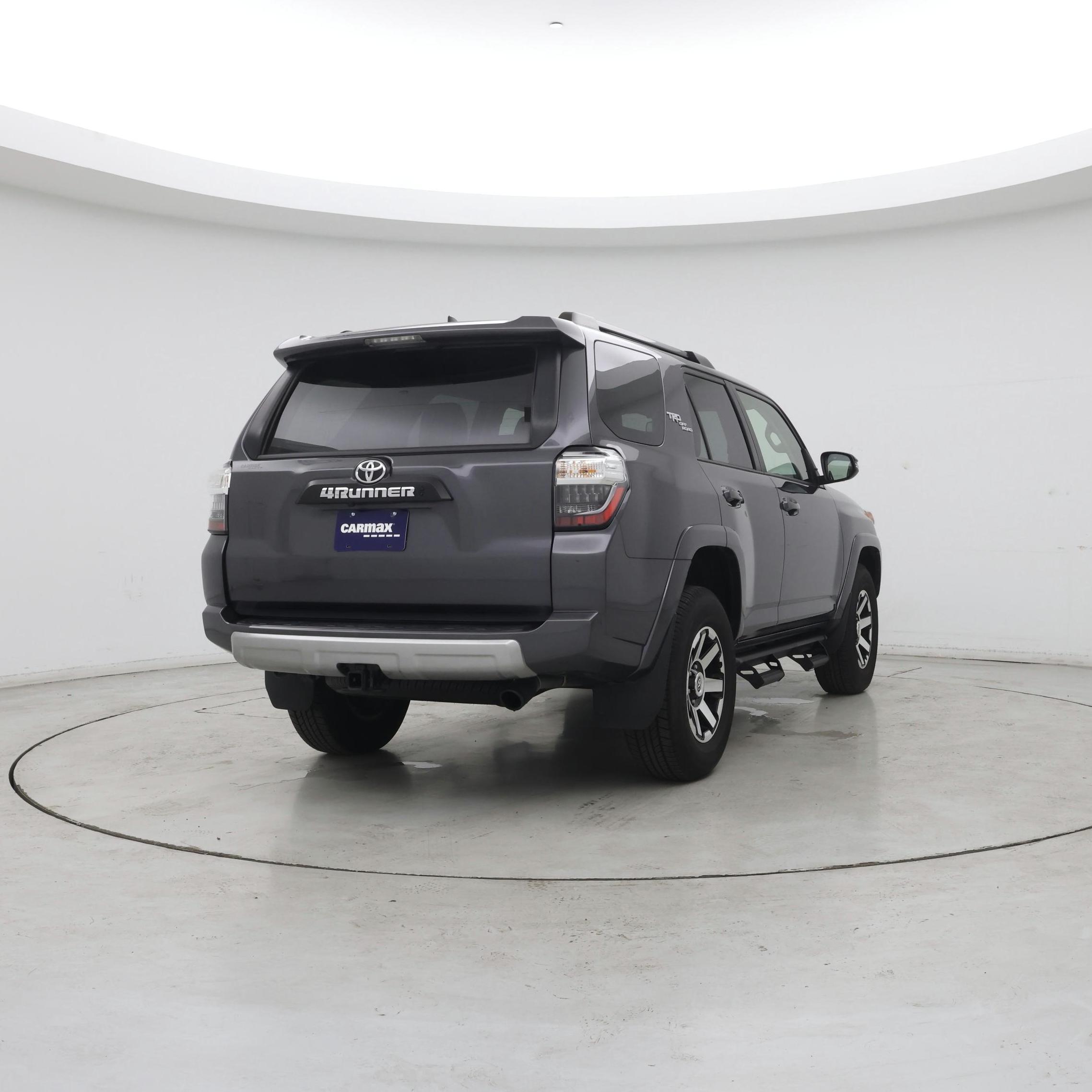 Thumbnail: 2022 Toyota 4Runner - 8
