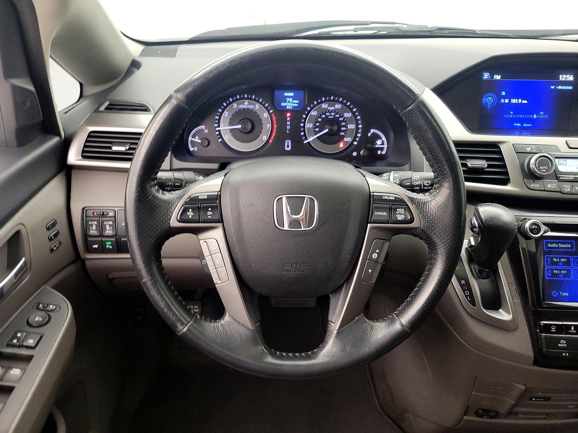 Thumbnail: 2016 Honda Odyssey - 10