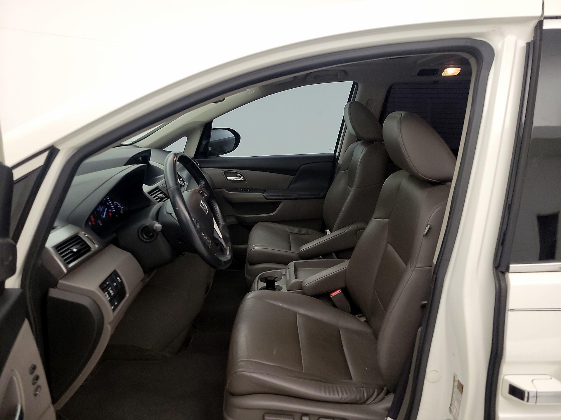 Thumbnail: 2016 Honda Odyssey - 11