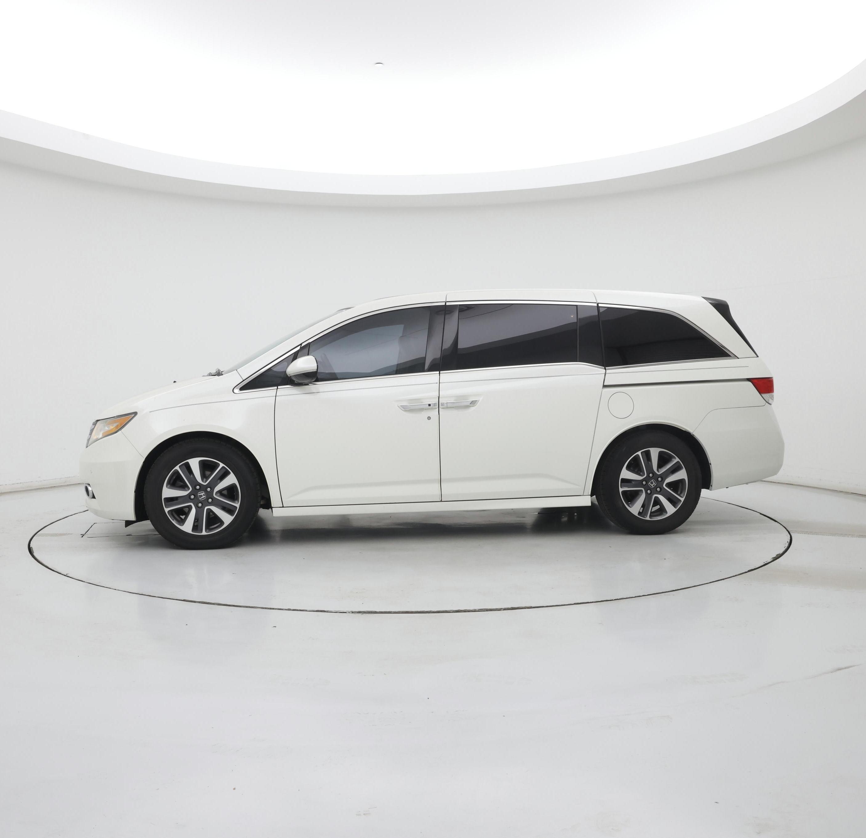 Thumbnail: 2016 Honda Odyssey - 3