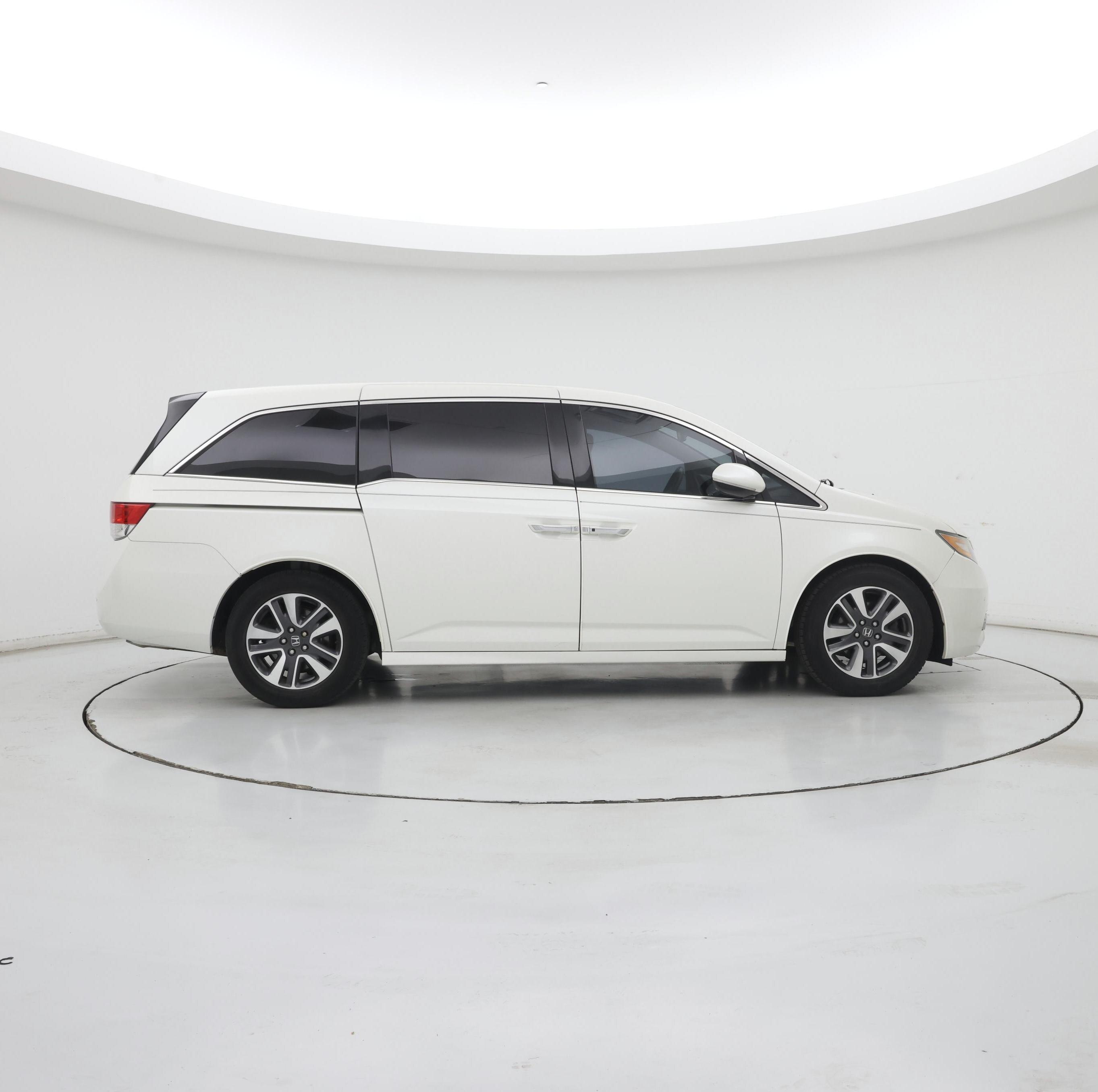 Thumbnail: 2016 Honda Odyssey - 7