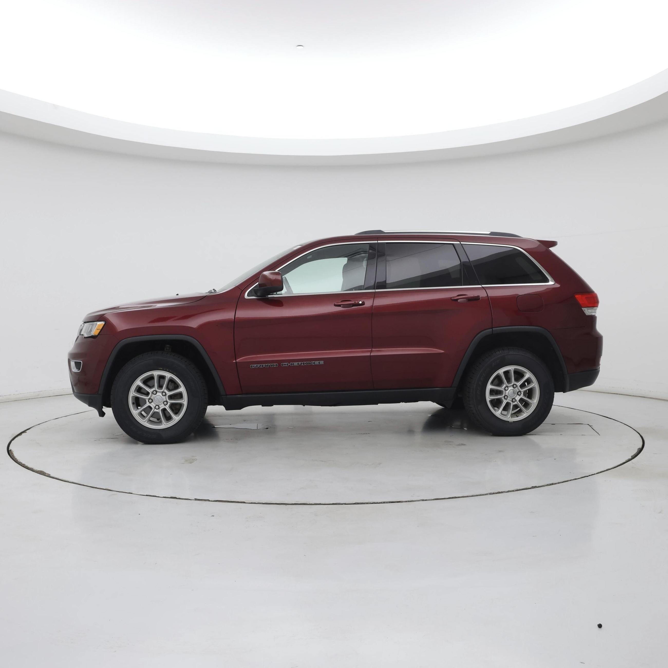 Thumbnail: 2019 Jeep Grand Cherokee - 3