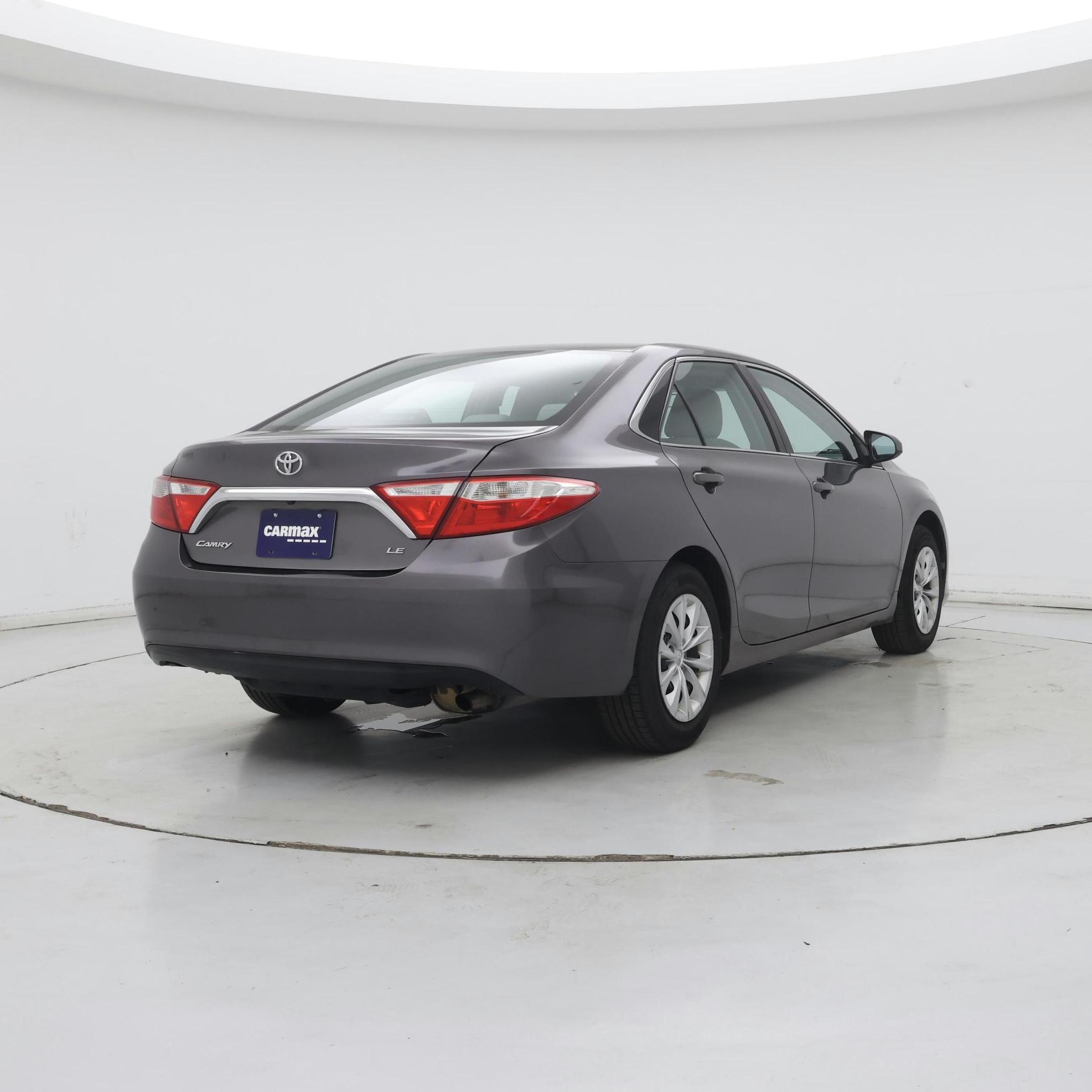 Thumbnail: 2015 Toyota Camry - 8