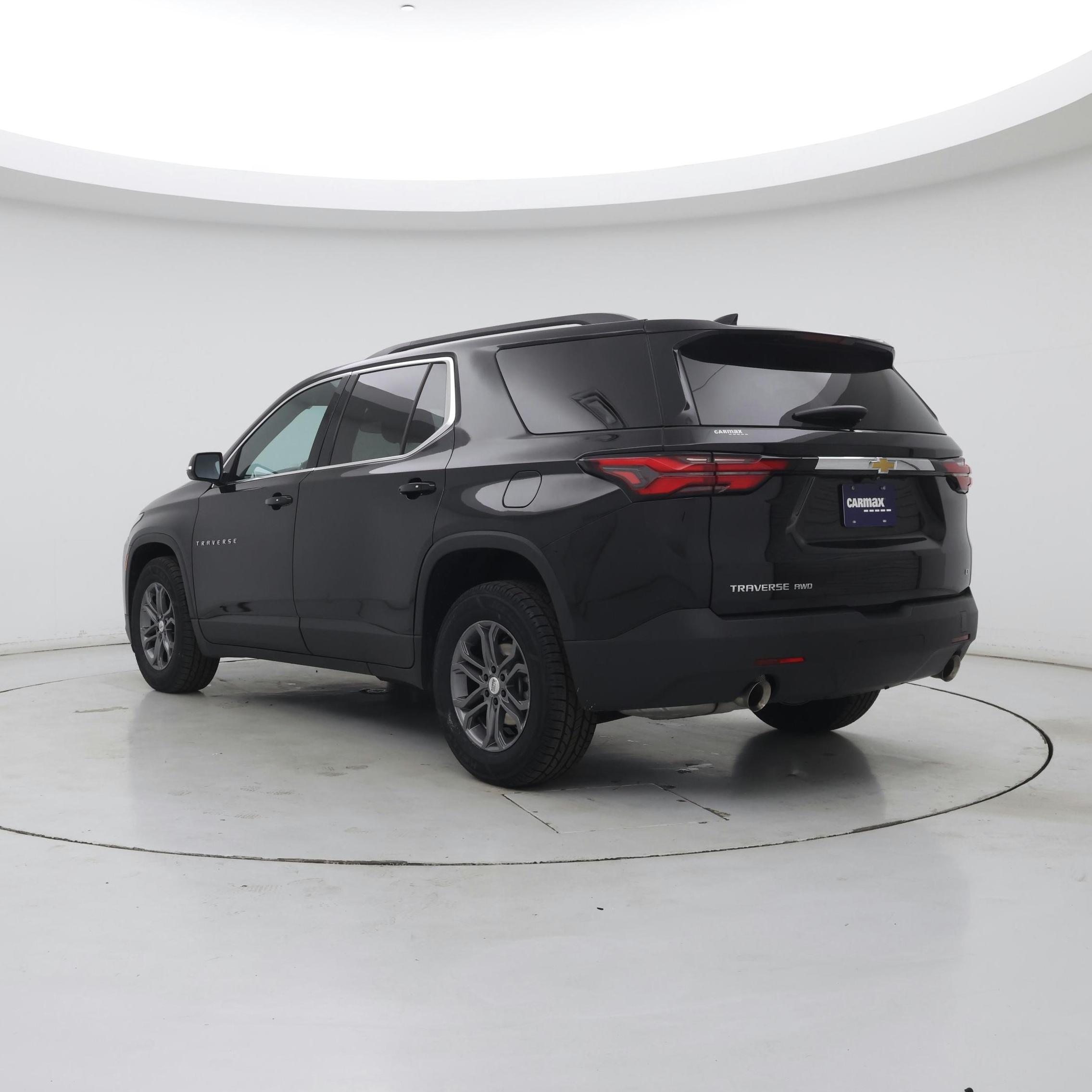Thumbnail: 2023 Chevrolet Traverse - 2