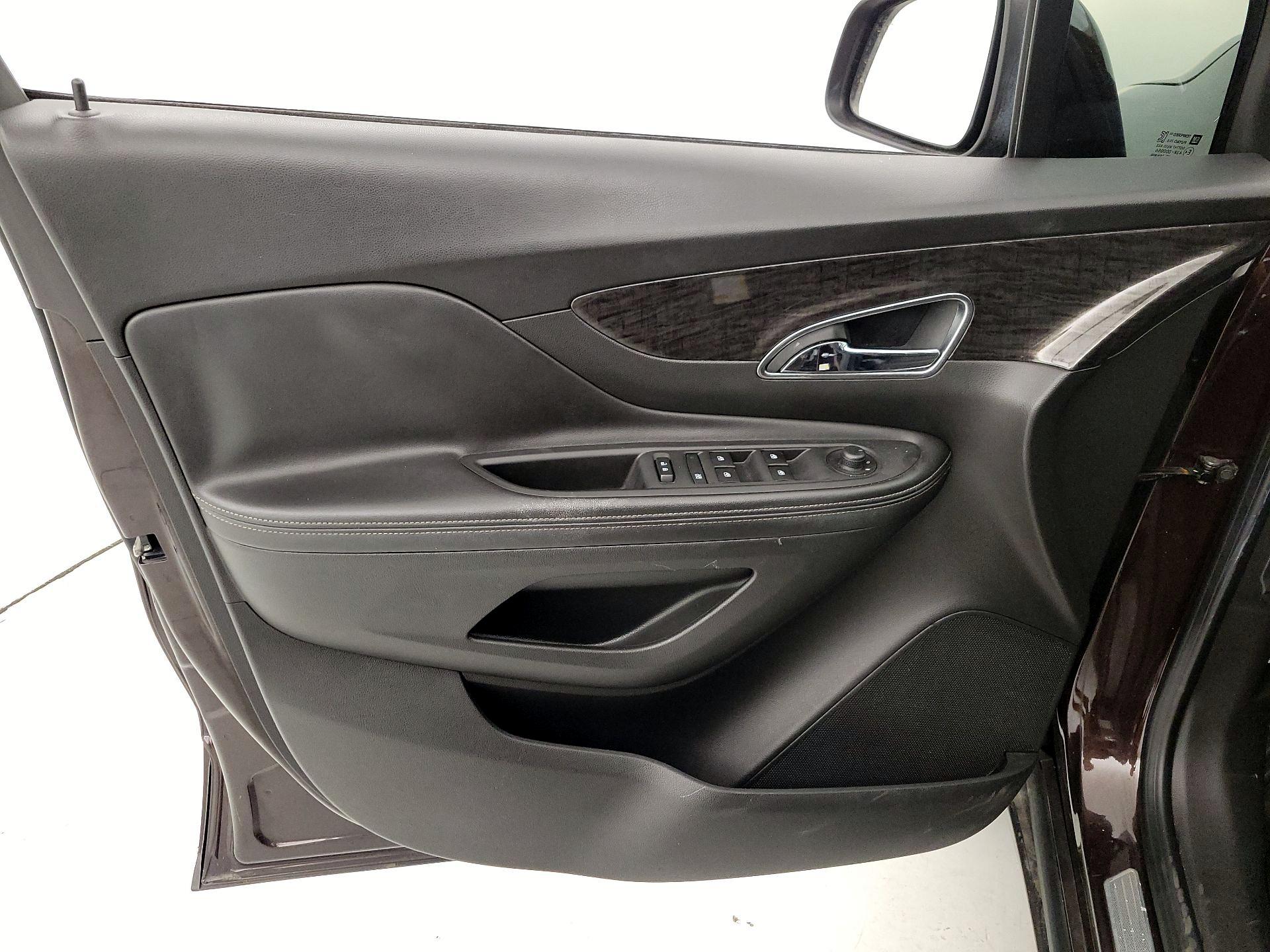 Thumbnail: 2015 Buick Encore - 12