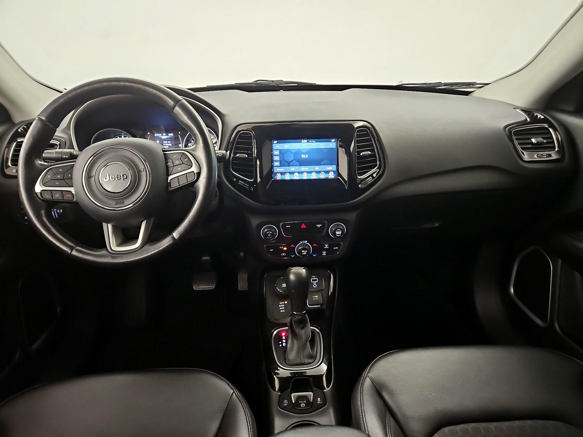 Thumbnail: 2019 Jeep Compass - 9