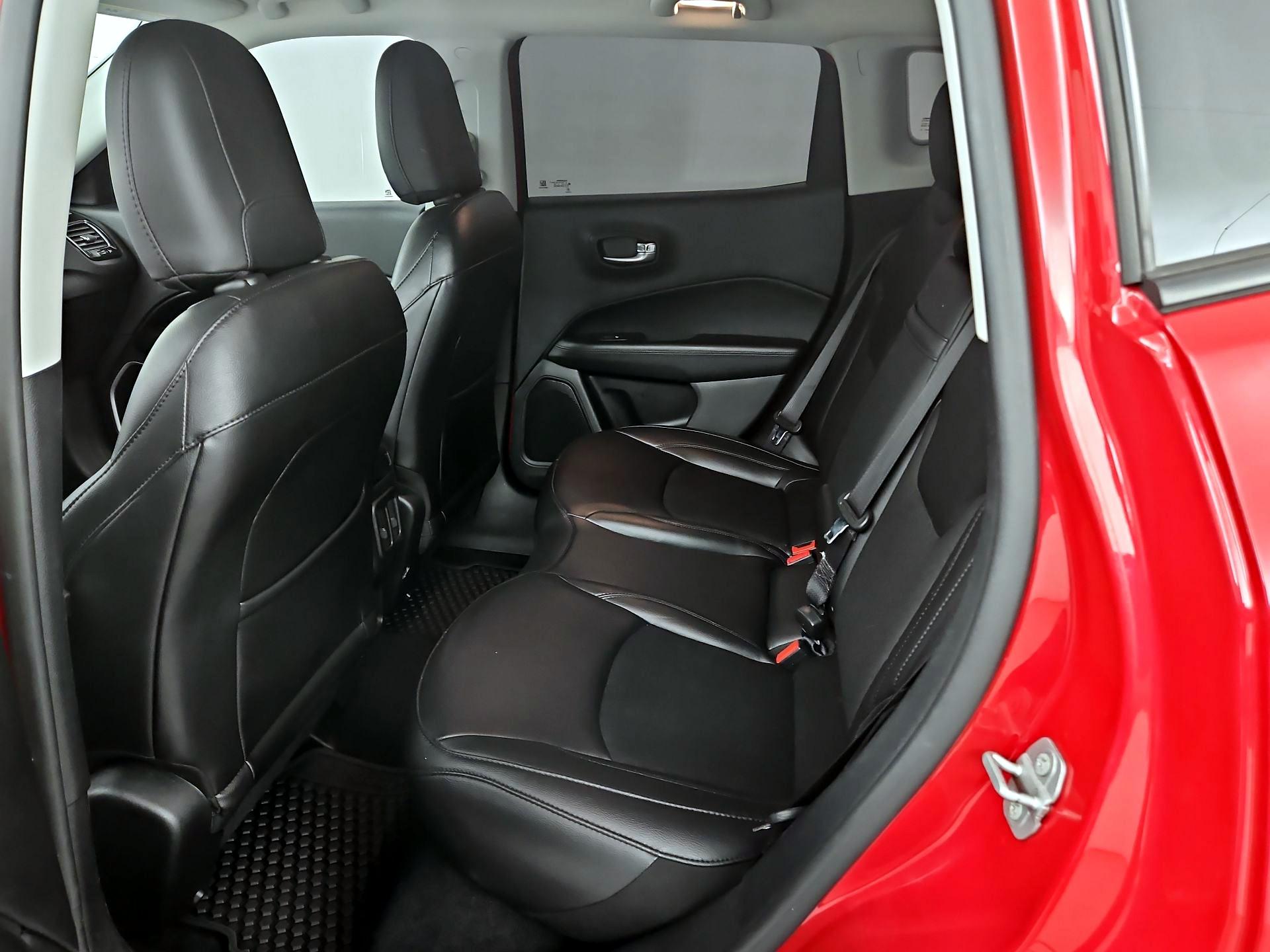 Thumbnail: 2019 Jeep Compass - 19
