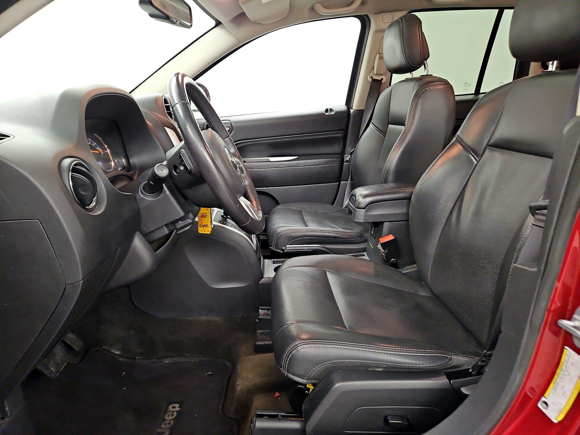 Thumbnail: 2017 Jeep Compass - 11