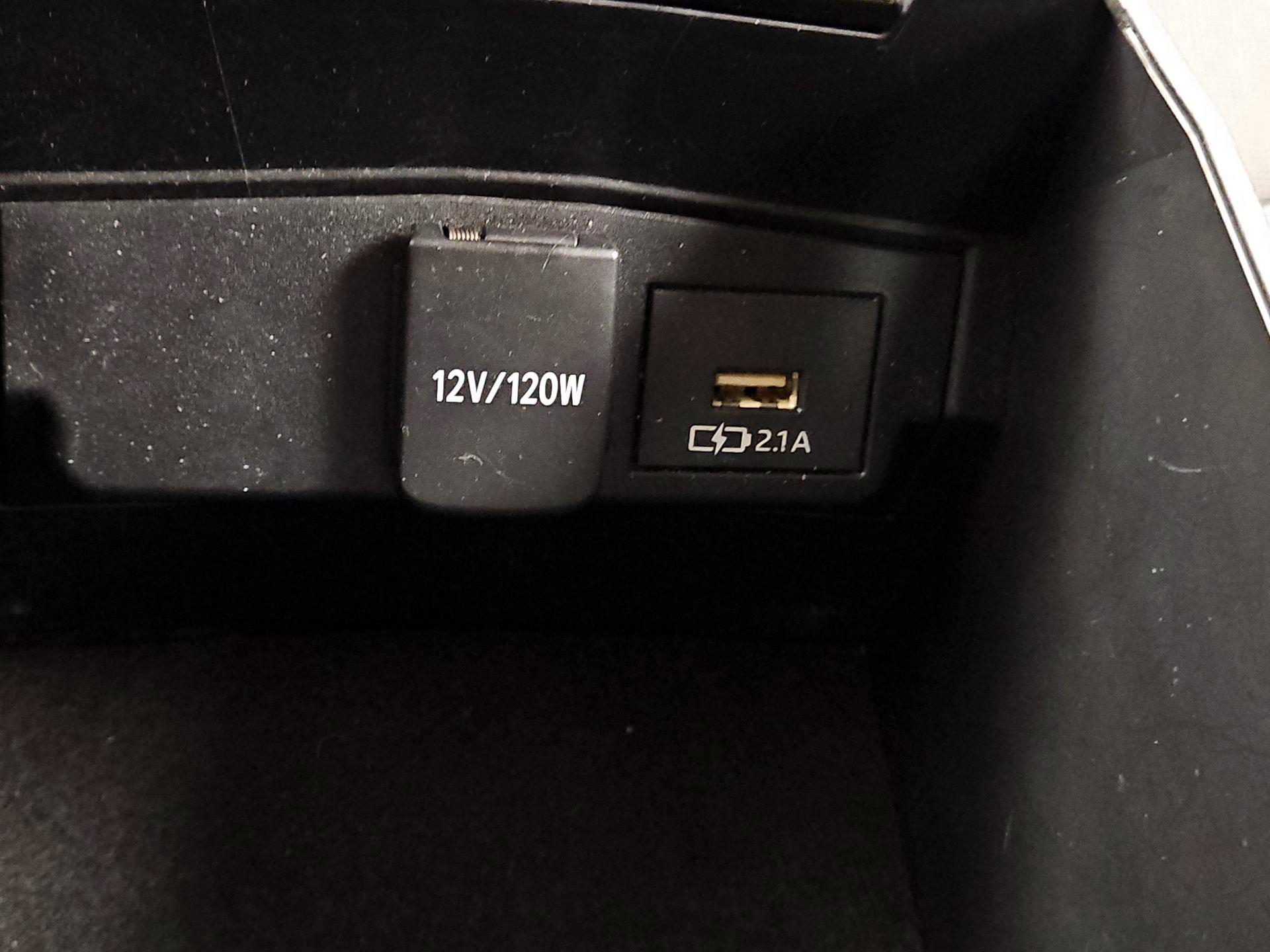 Thumbnail: 2020 Toyota Corolla - 18