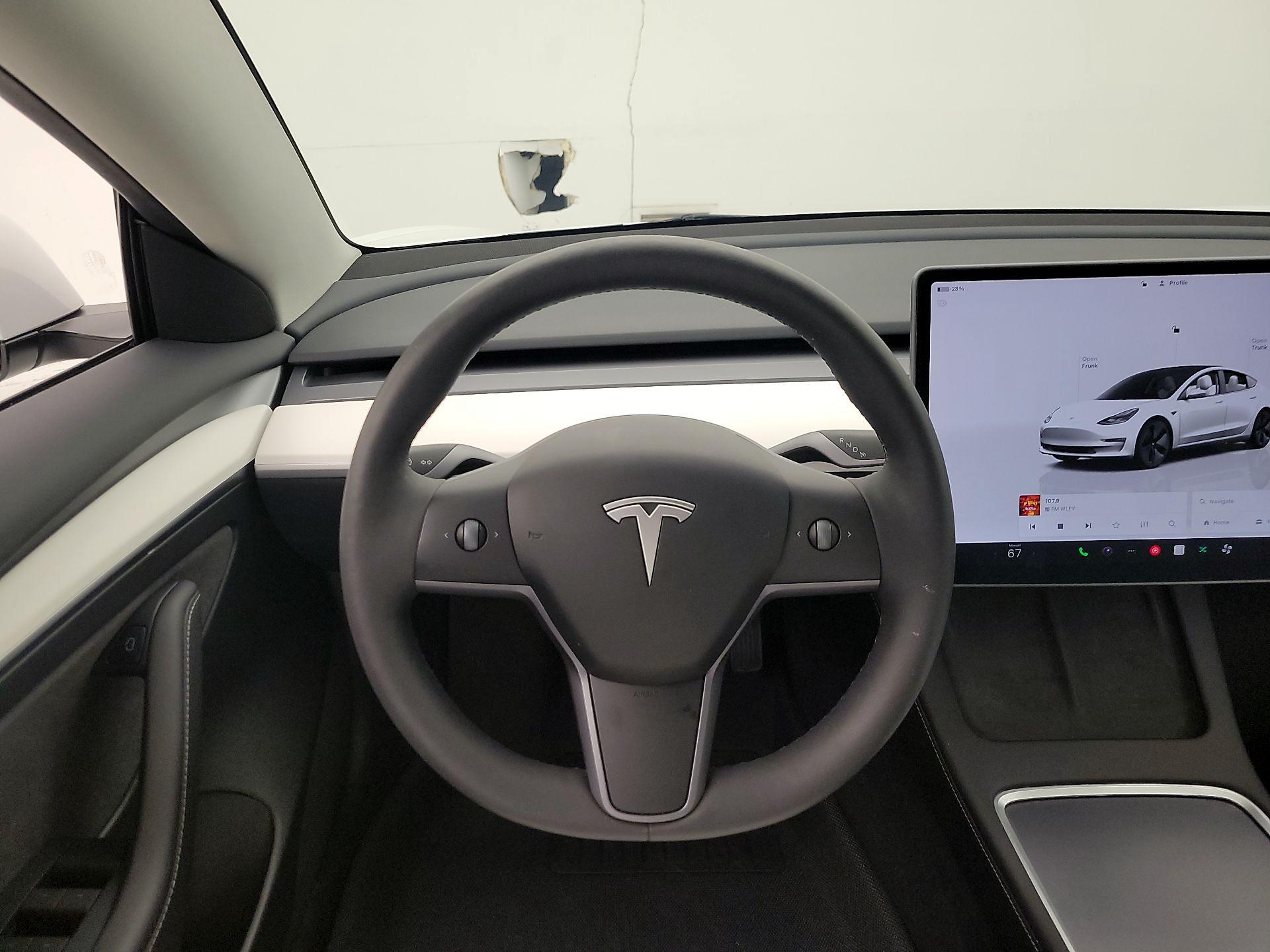 Thumbnail: 2023 Tesla Model 3 - 10