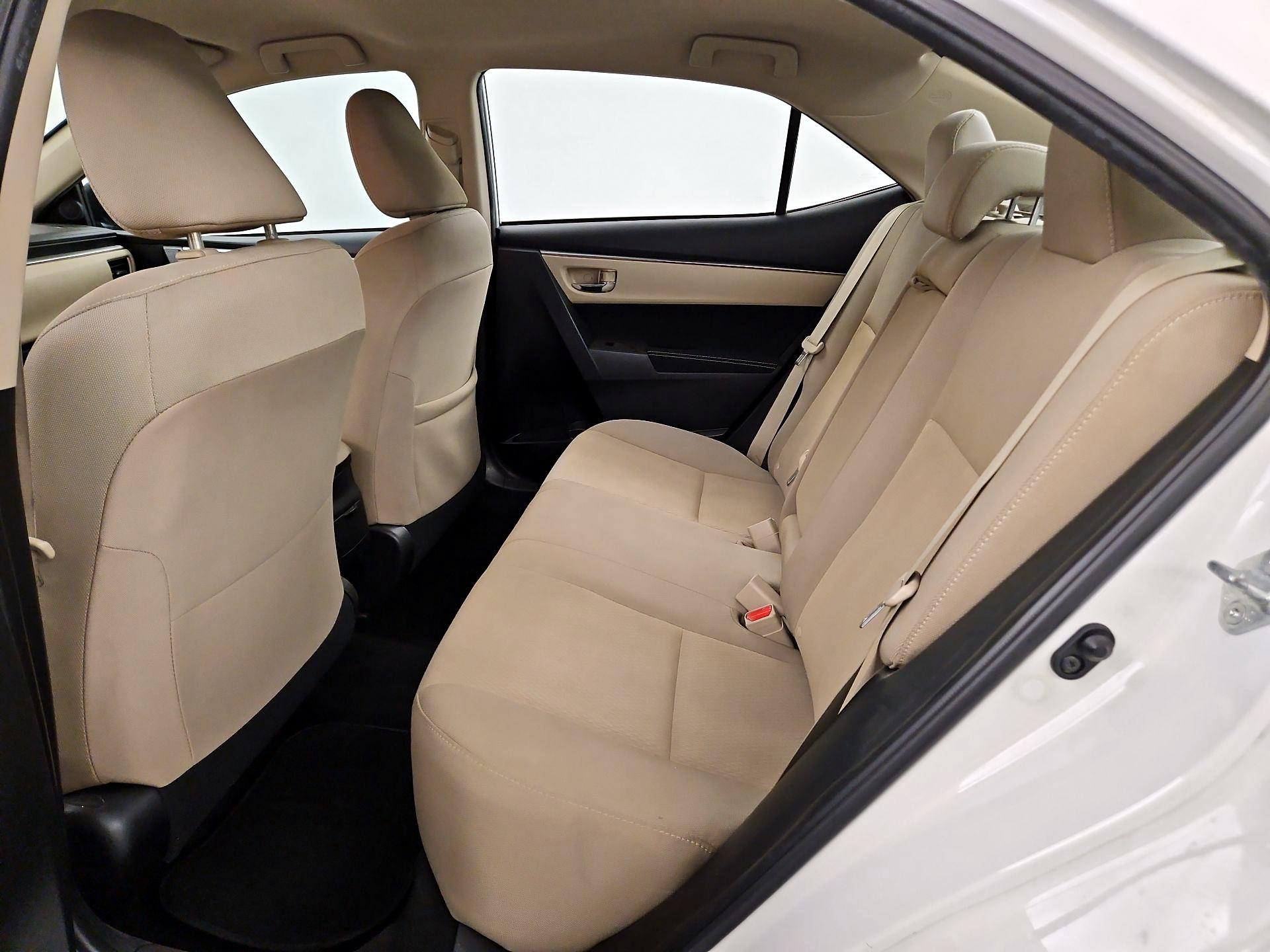 Thumbnail: 2015 Toyota Corolla - 19