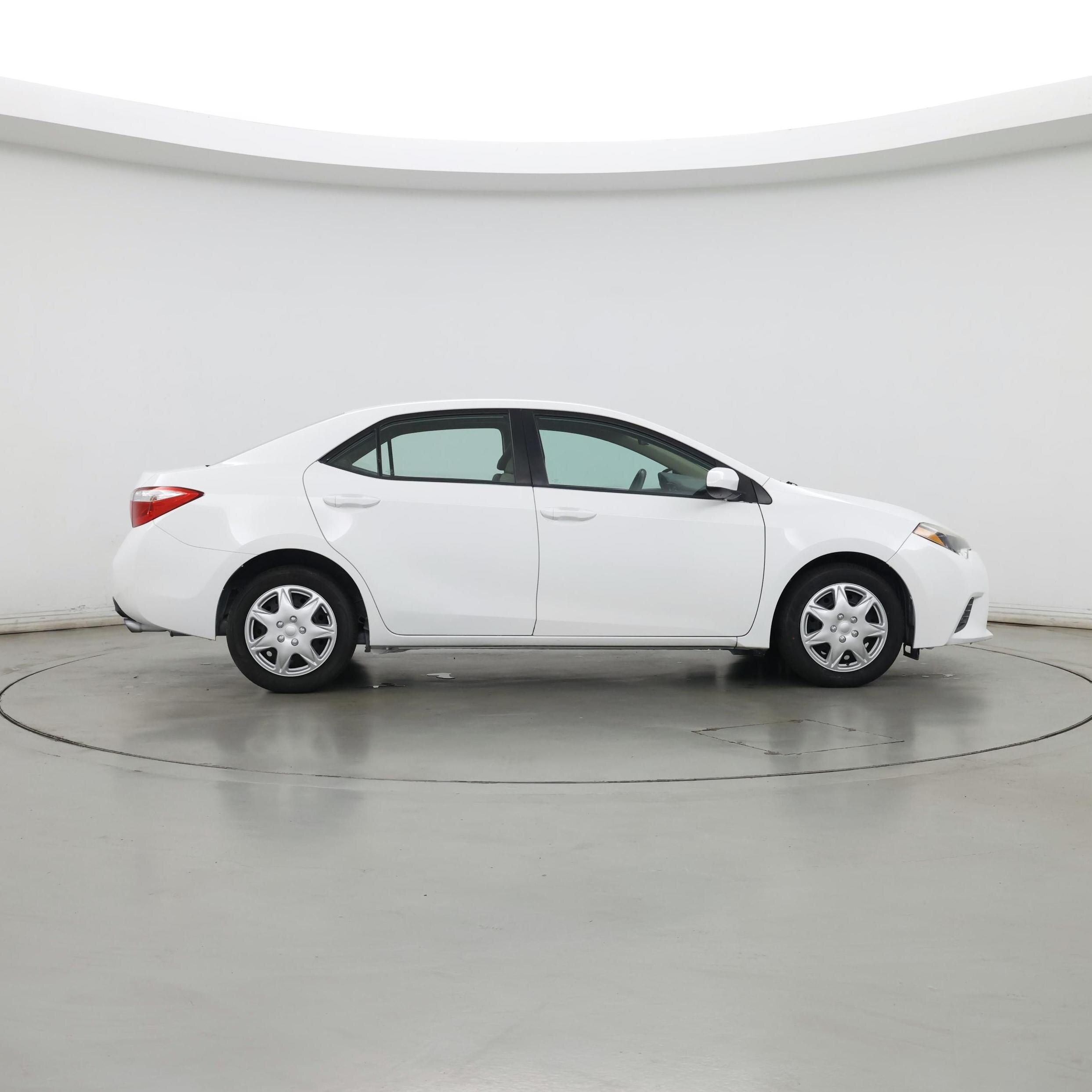 Thumbnail: 2015 Toyota Corolla - 7