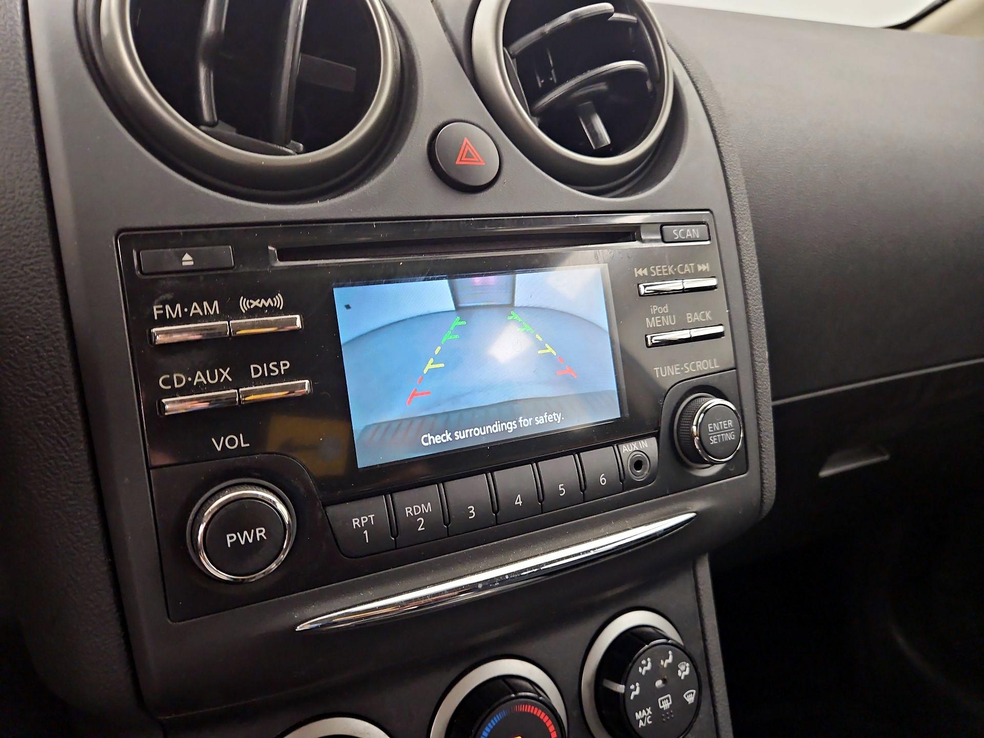 Thumbnail: 2014 Nissan Rogue - 14