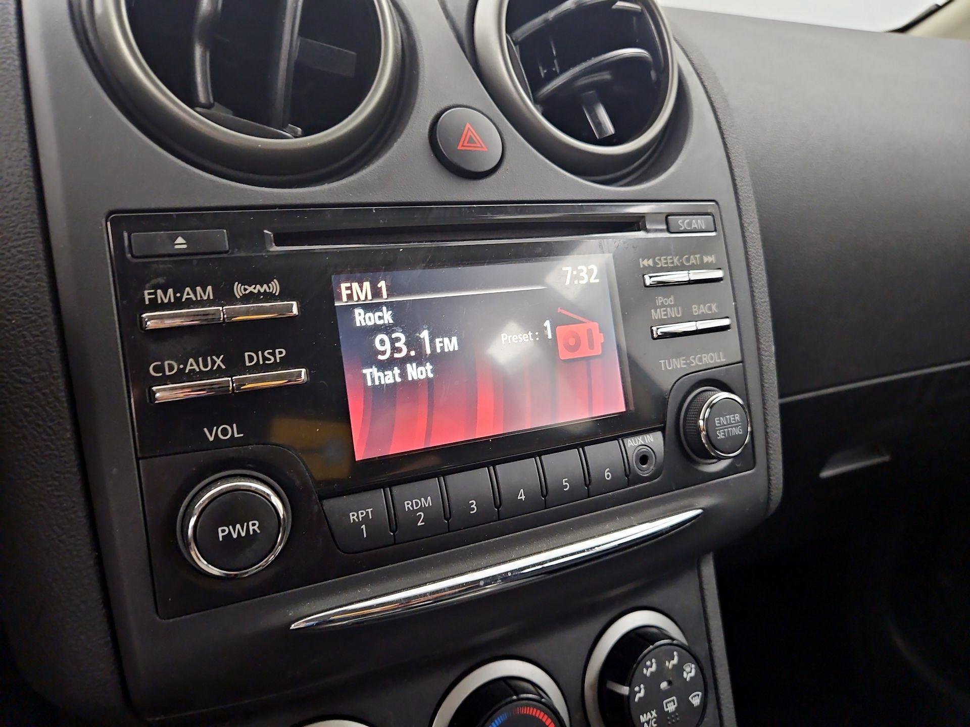 Thumbnail: 2014 Nissan Rogue - 15