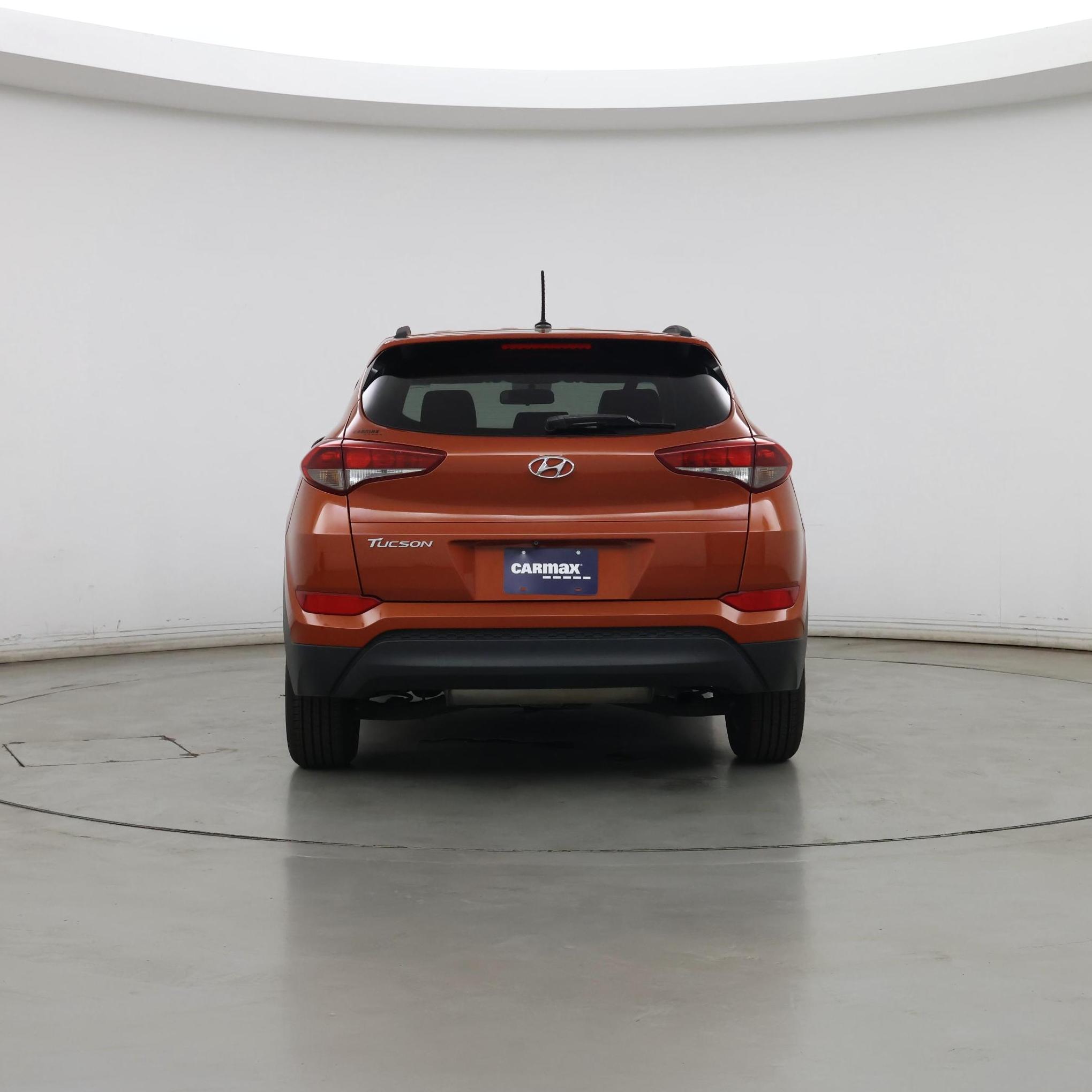 Thumbnail: 2016 Hyundai Tucson - 6