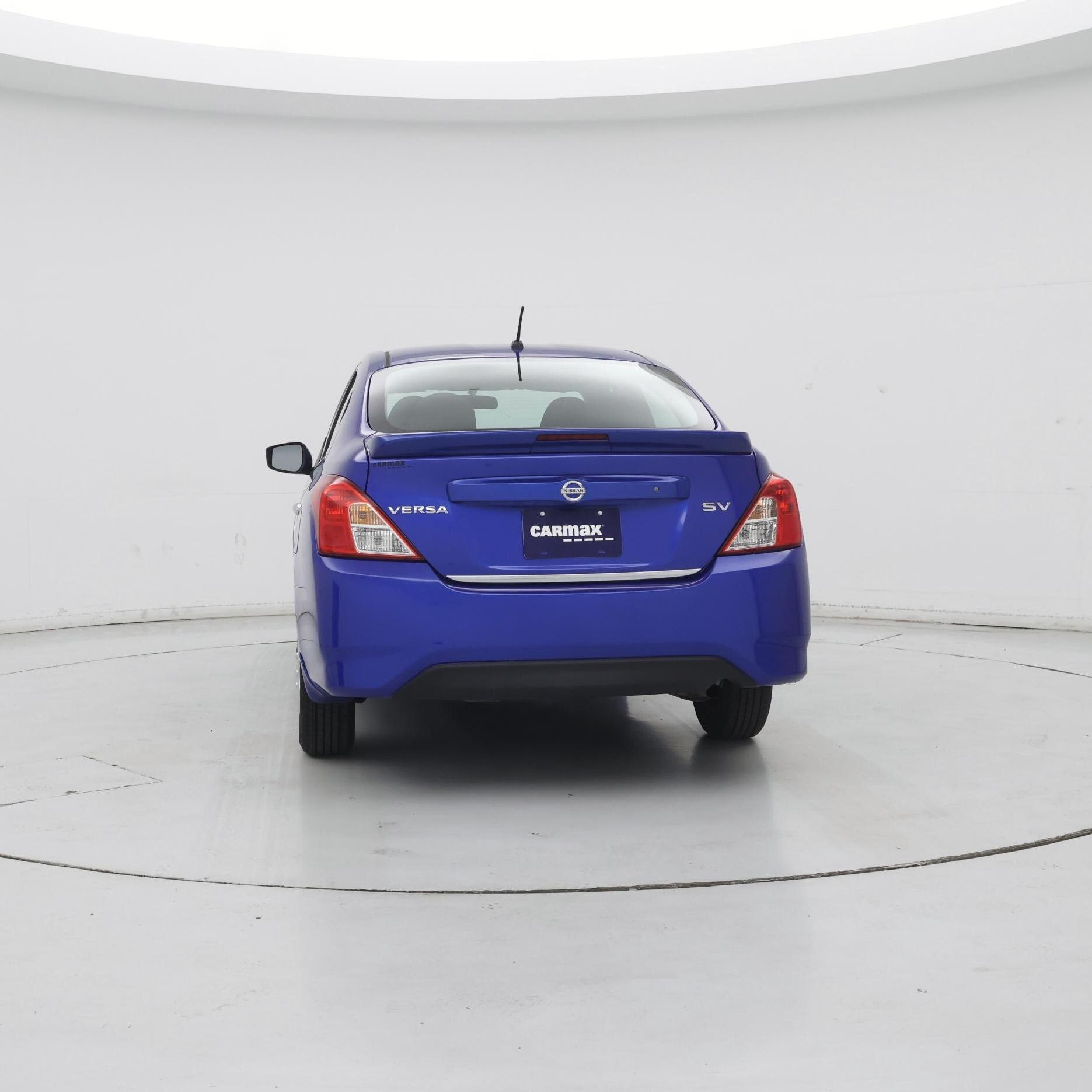 Thumbnail: 2015 Nissan Versa - 6