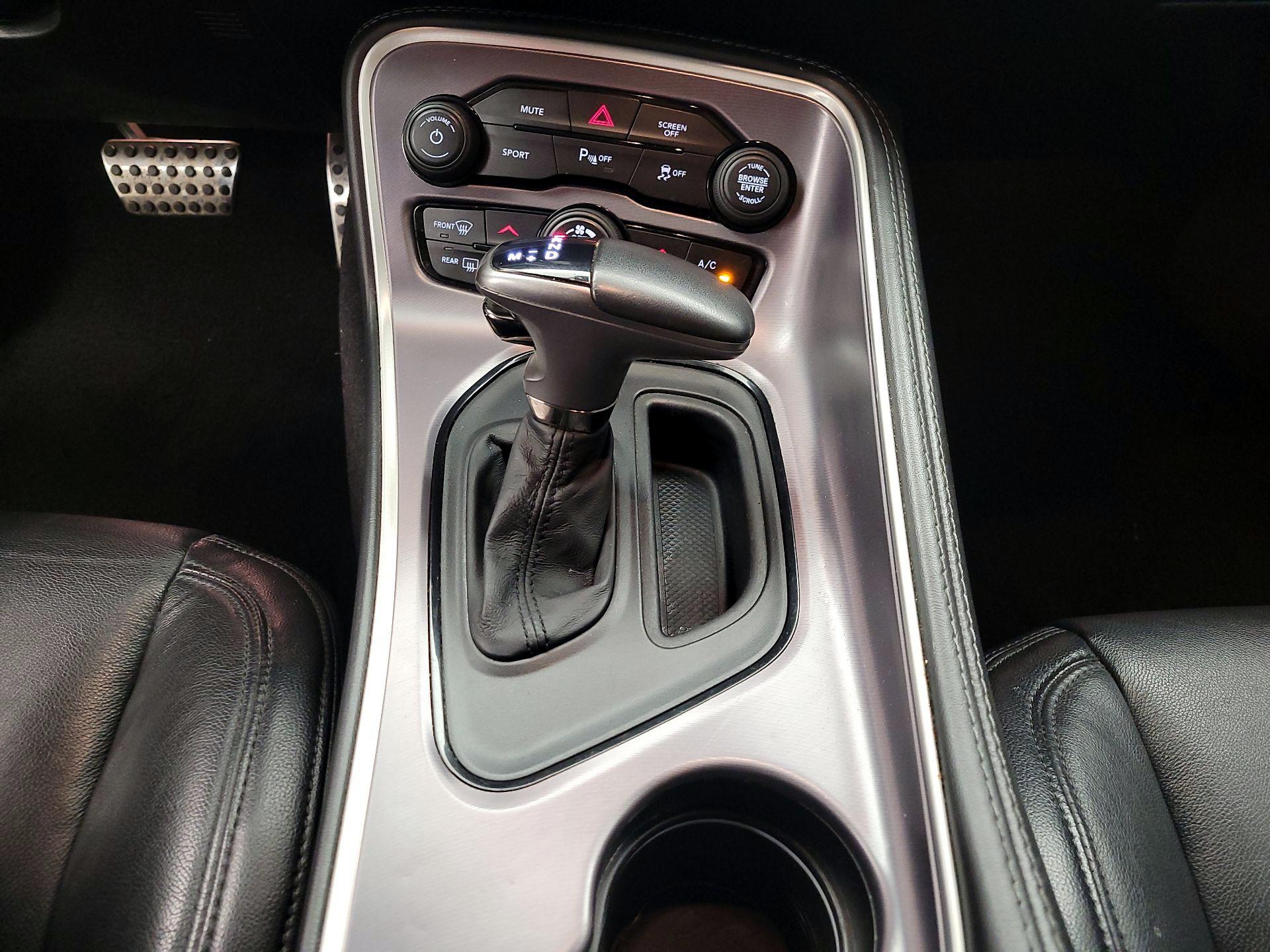 Thumbnail: 2019 Dodge Challenger - 17