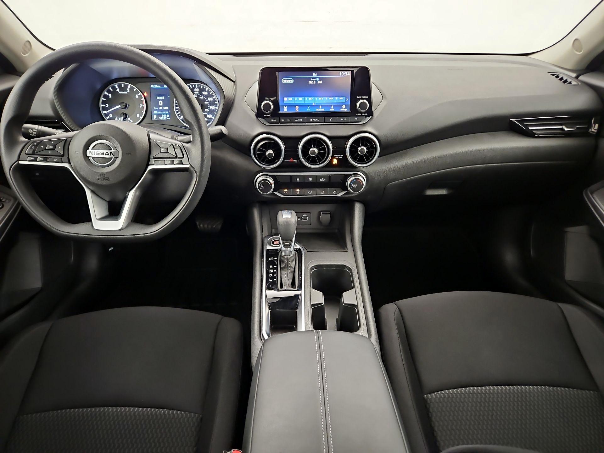 Thumbnail: 2020 Nissan Sentra - 9