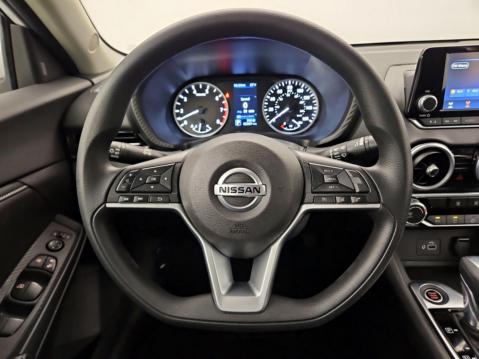 Thumbnail: 2020 Nissan Sentra - 10