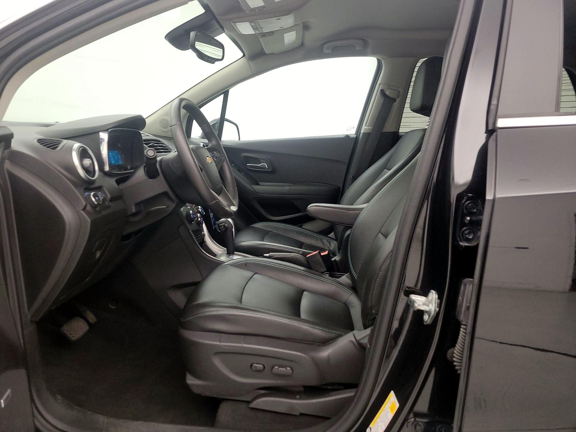 Thumbnail: 2015 Chevrolet Trax - 11