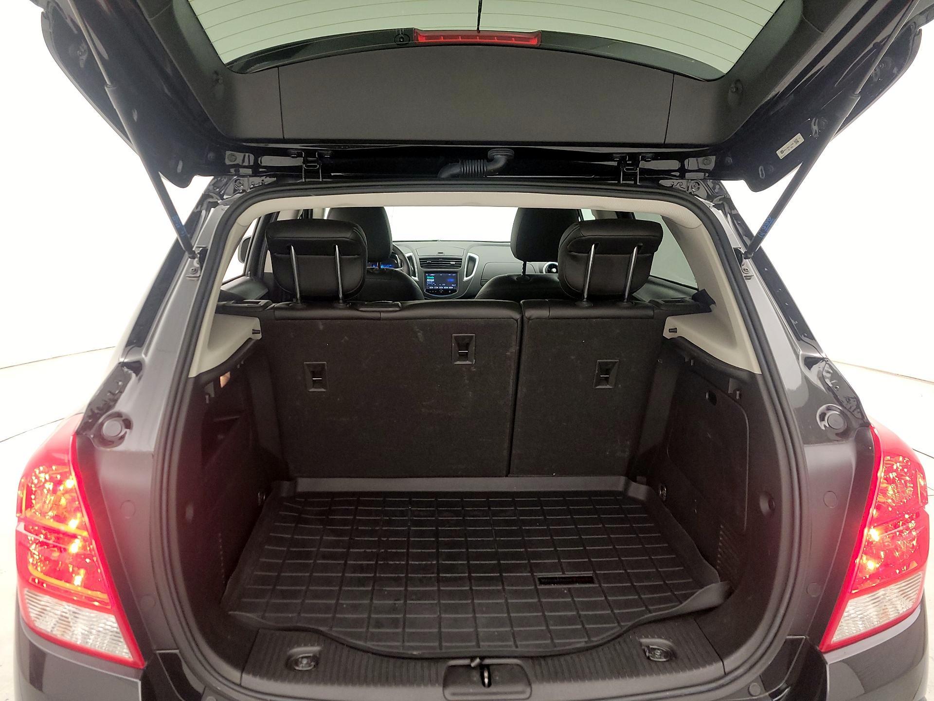 Thumbnail: 2015 Chevrolet Trax - 19