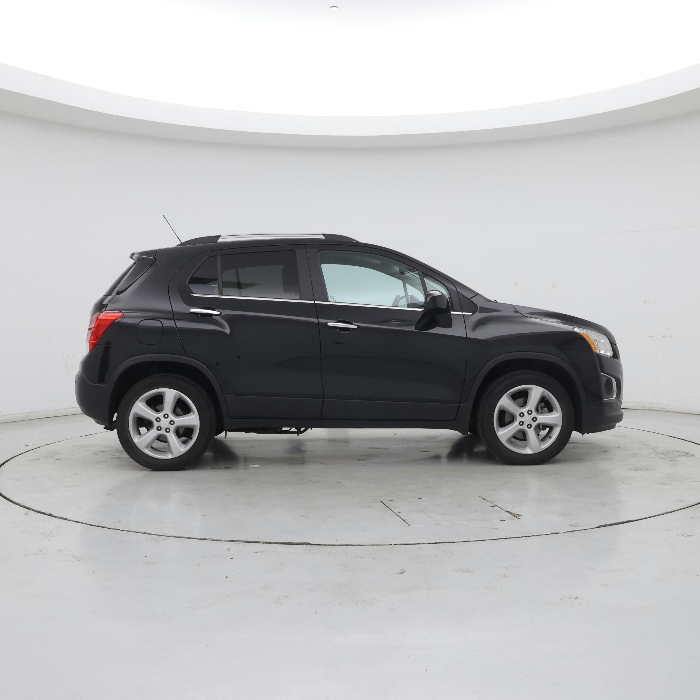 Thumbnail: 2015 Chevrolet Trax - 7