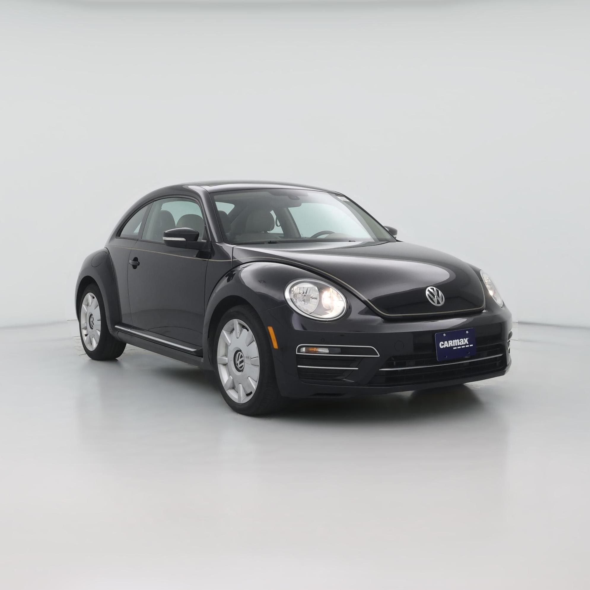 Thumbnail: 2017 Volkswagen Beetle - 1