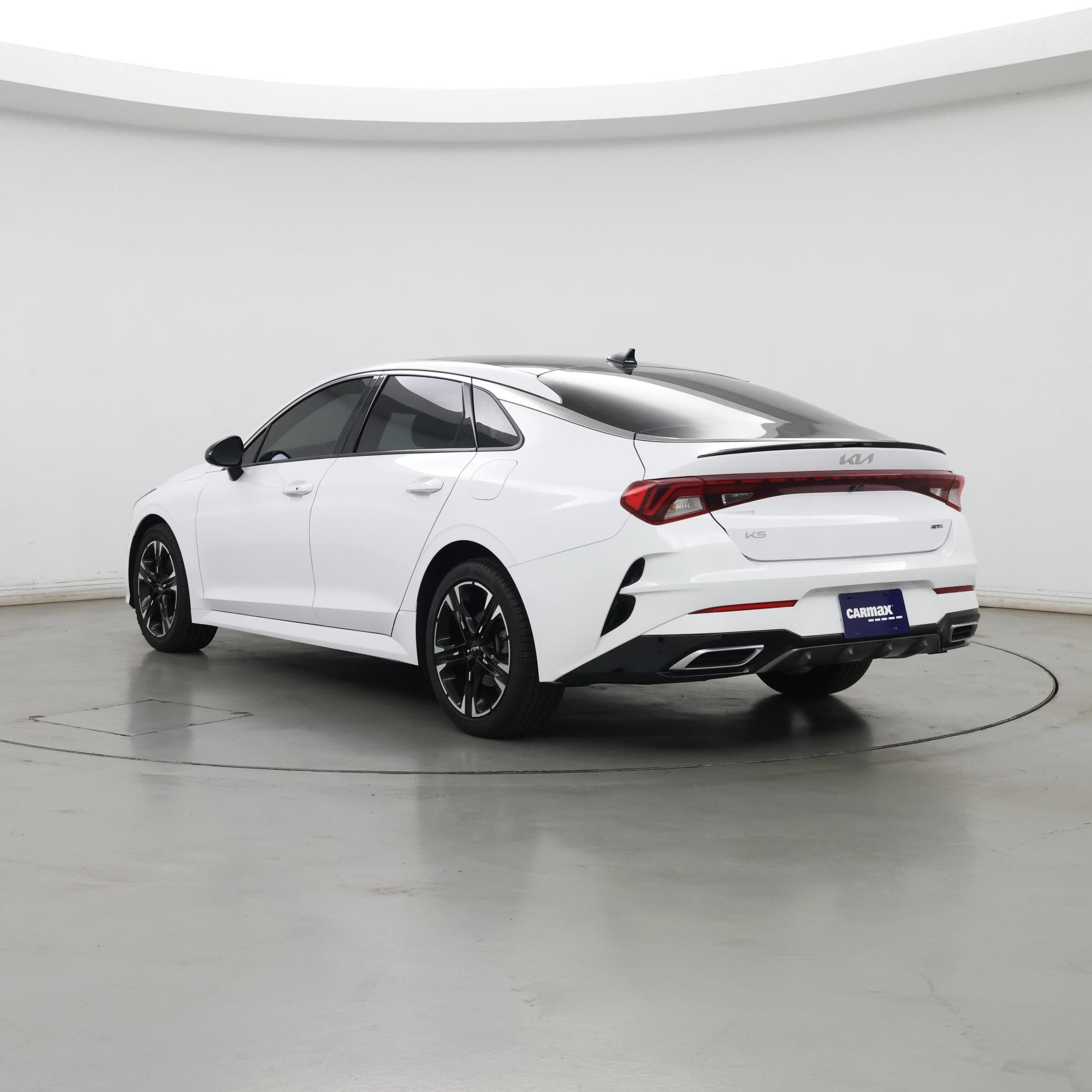 Thumbnail: 2023 Kia K5 - 2