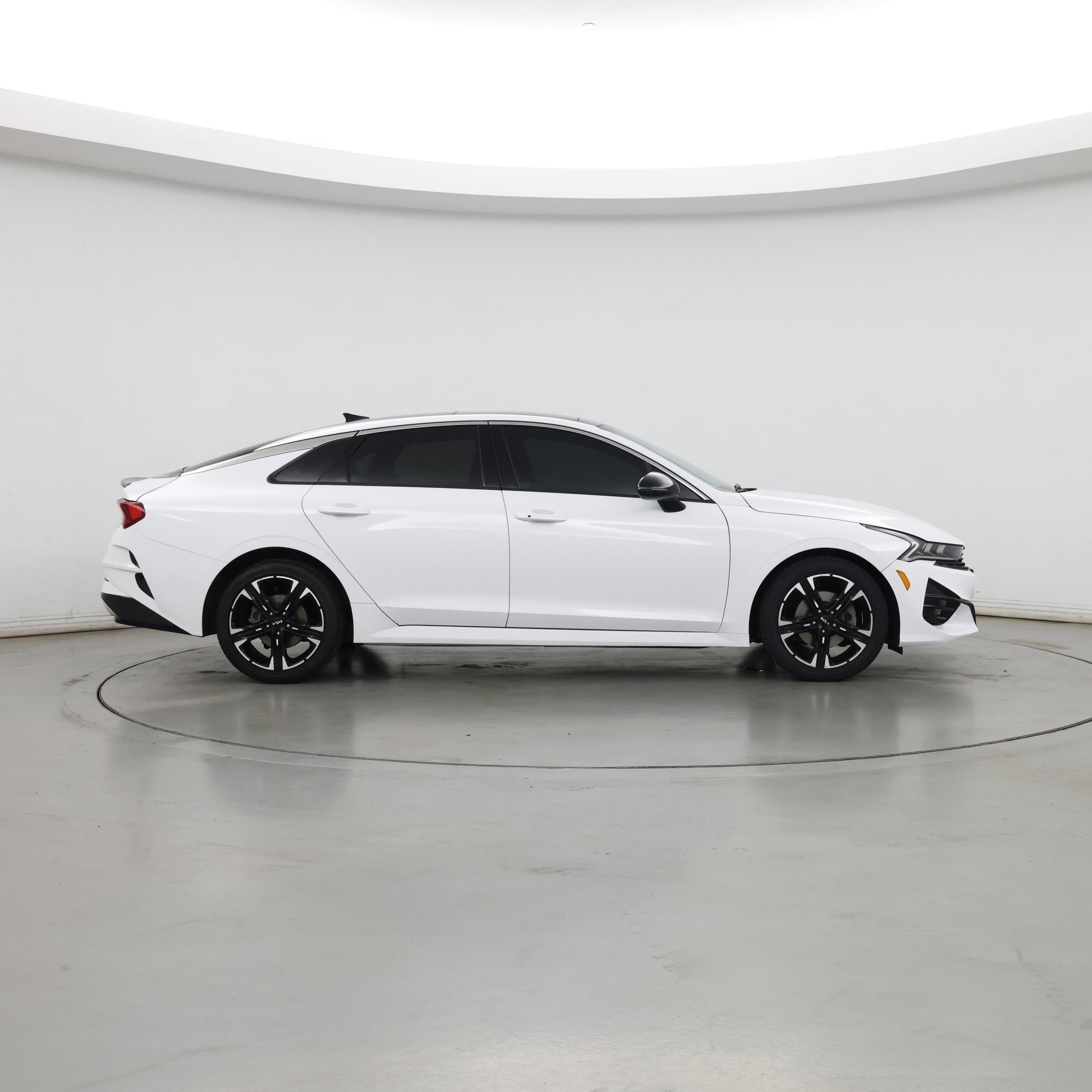Thumbnail: 2023 Kia K5 - 7