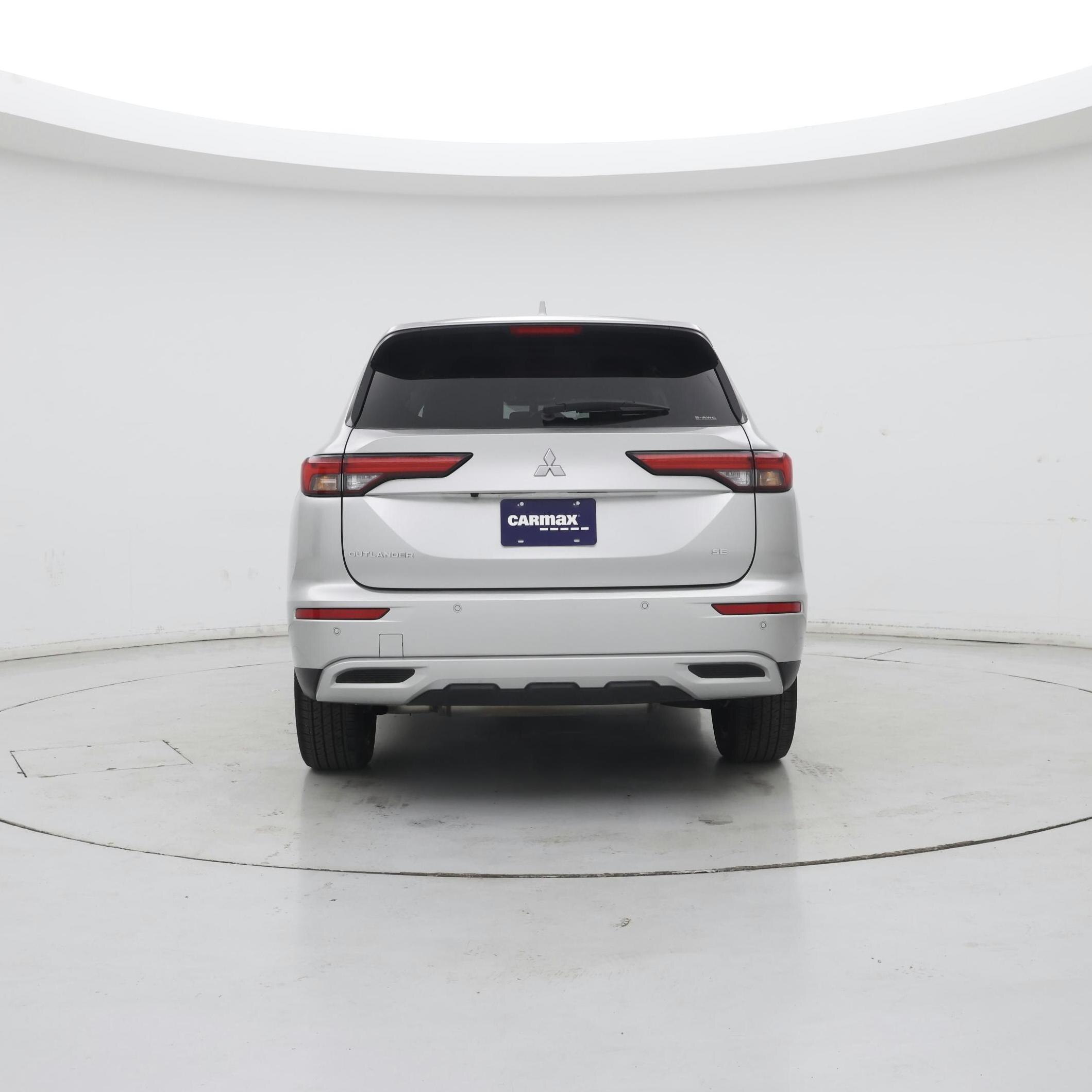 Thumbnail: 2024 Mitsubishi Outlander - 6