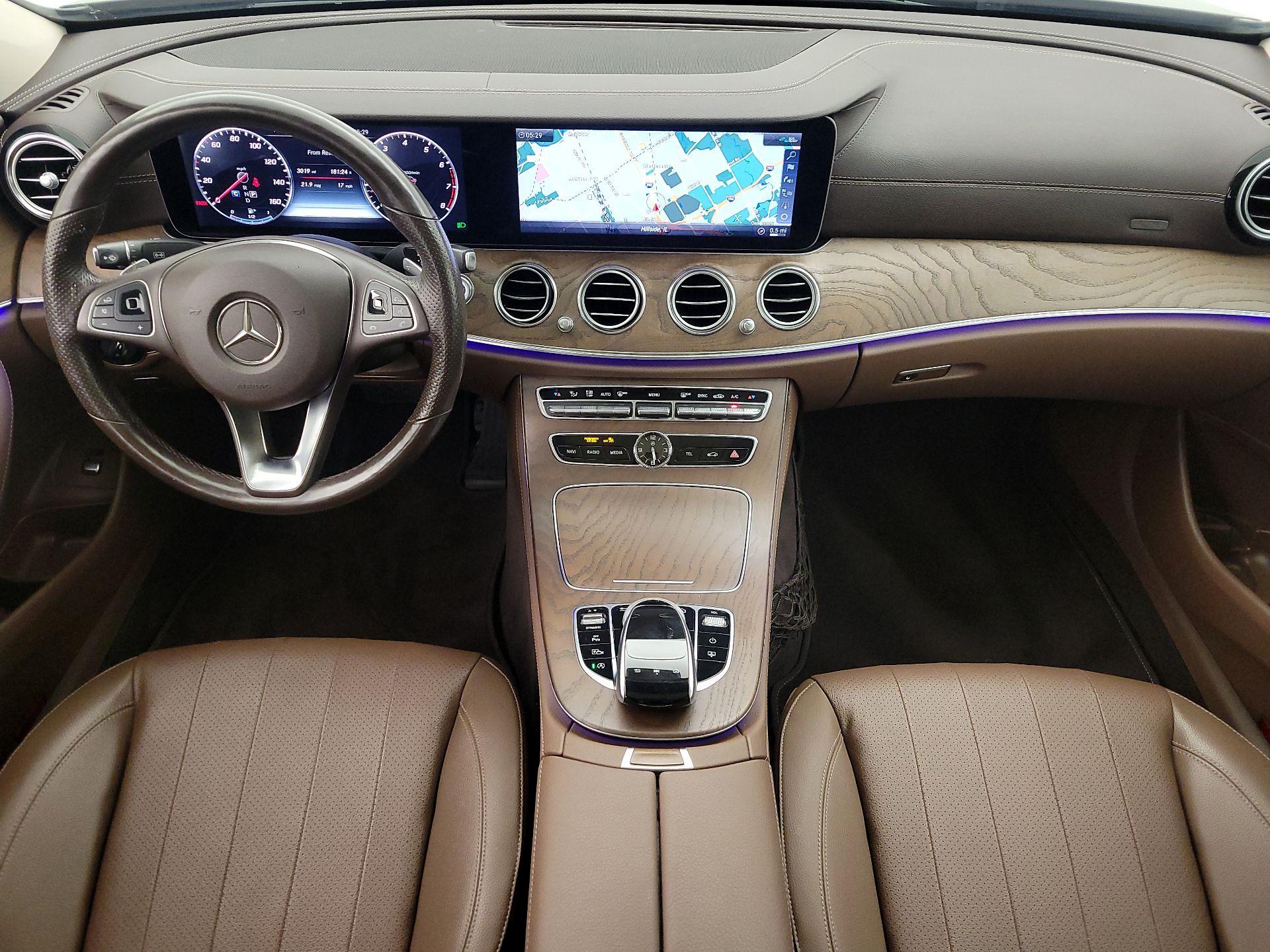 Thumbnail: 2018 Mercedes-Benz E-Class - 9