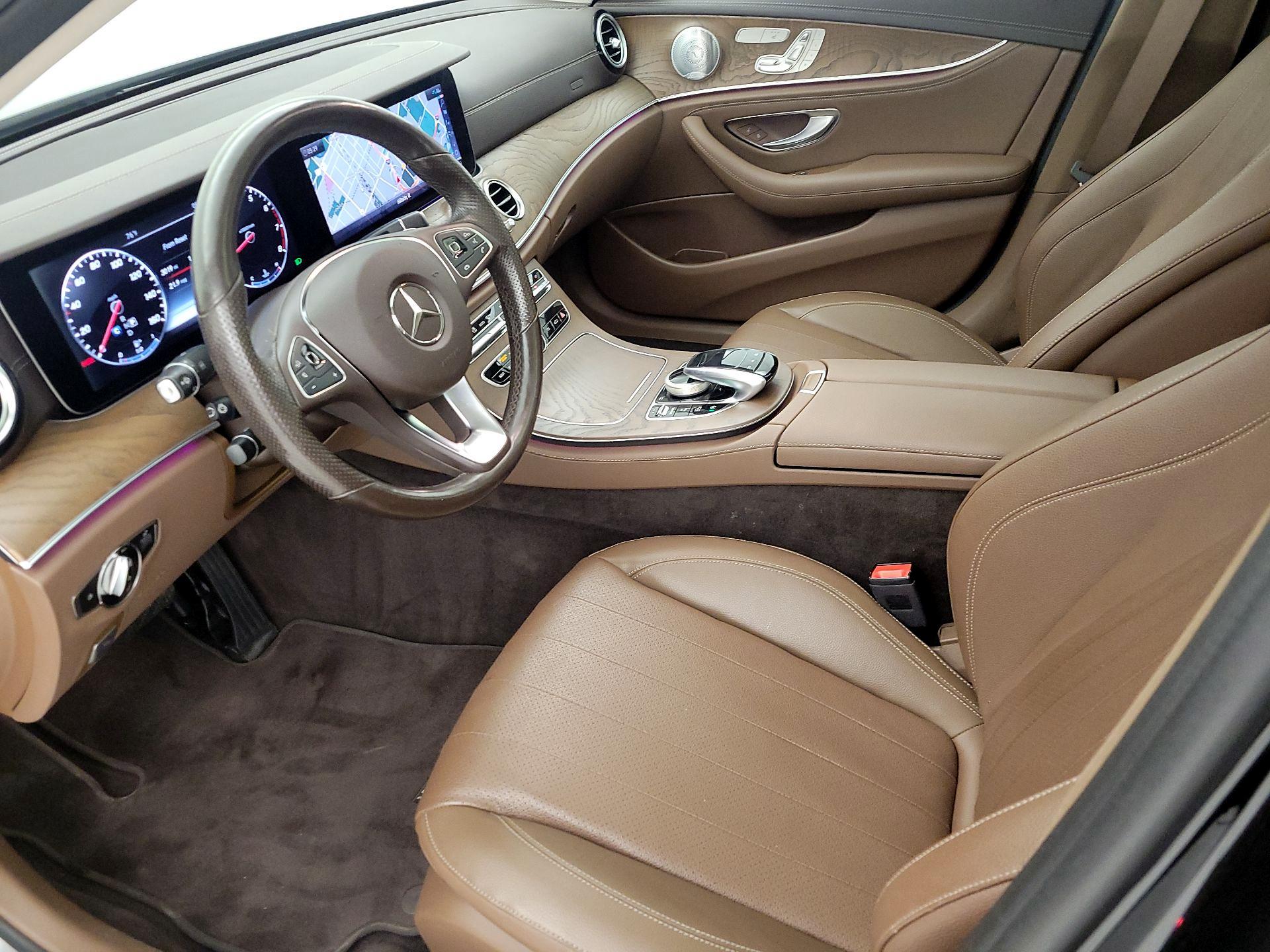 Thumbnail: 2018 Mercedes-Benz E-Class - 11